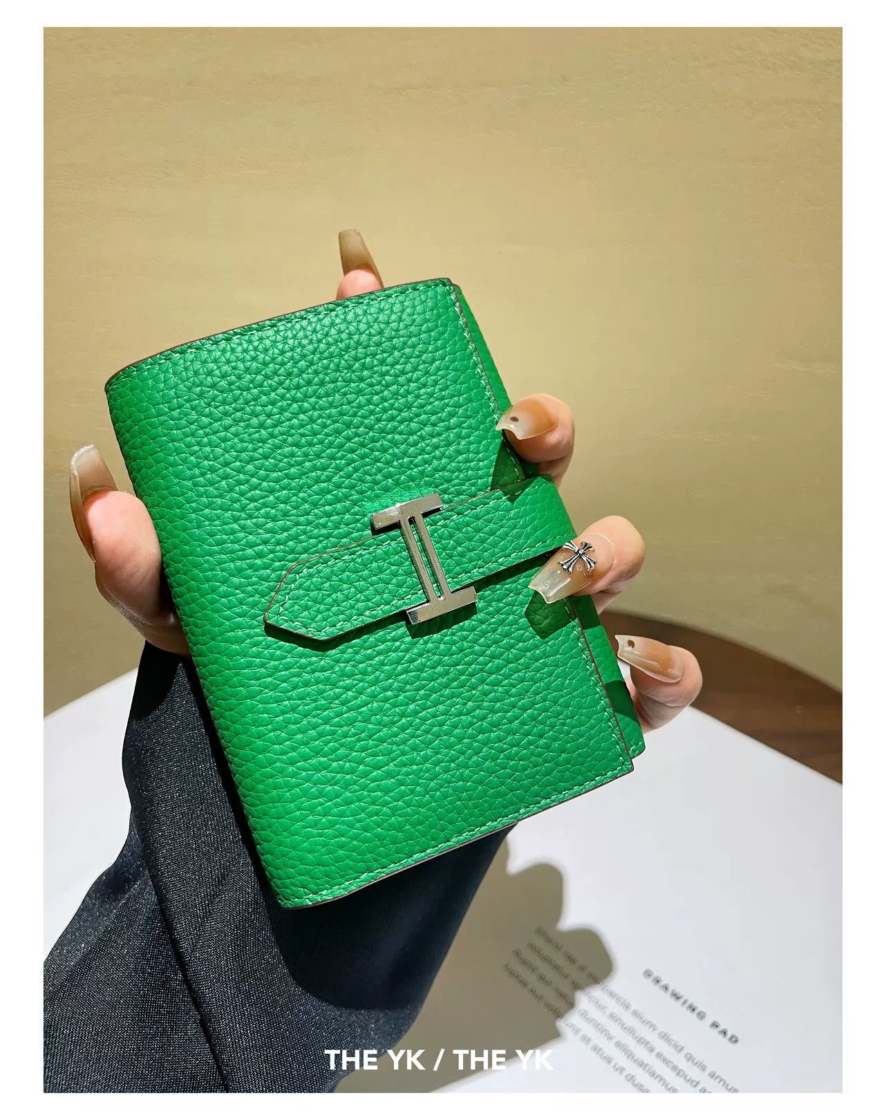 H家卡包里外全皮短款女士钱包真皮多卡位皮夹多色荔枝味h扣对折