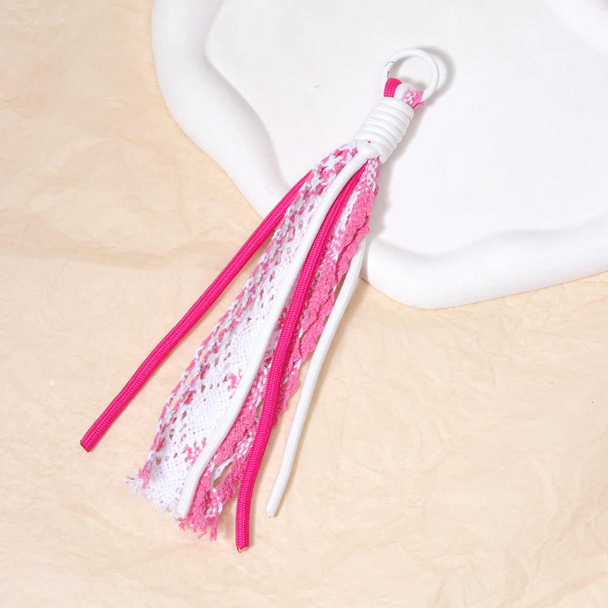 DIY欧美波西米亚风涤纶纯手工编织钥匙扣包包挂件批发跨境亚马逊