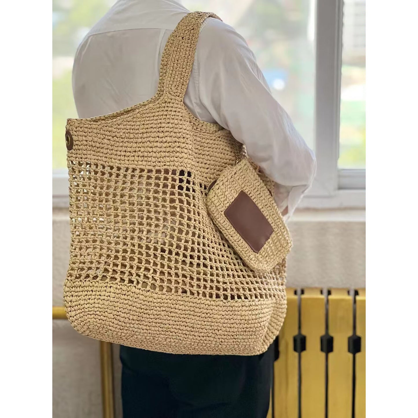 流浪旅行编织草编包托特包单肩大包女大容量通勤包拉菲草腋下包