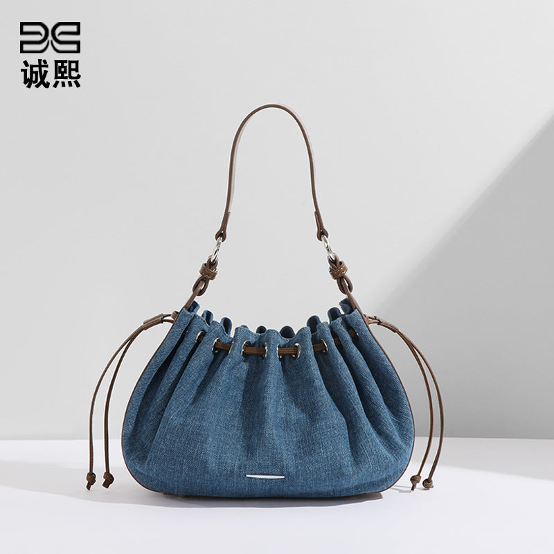 时尚爆款牛仔布皱褶包束口抽绳潮流单肩女包设计感潮流手提斜挎包