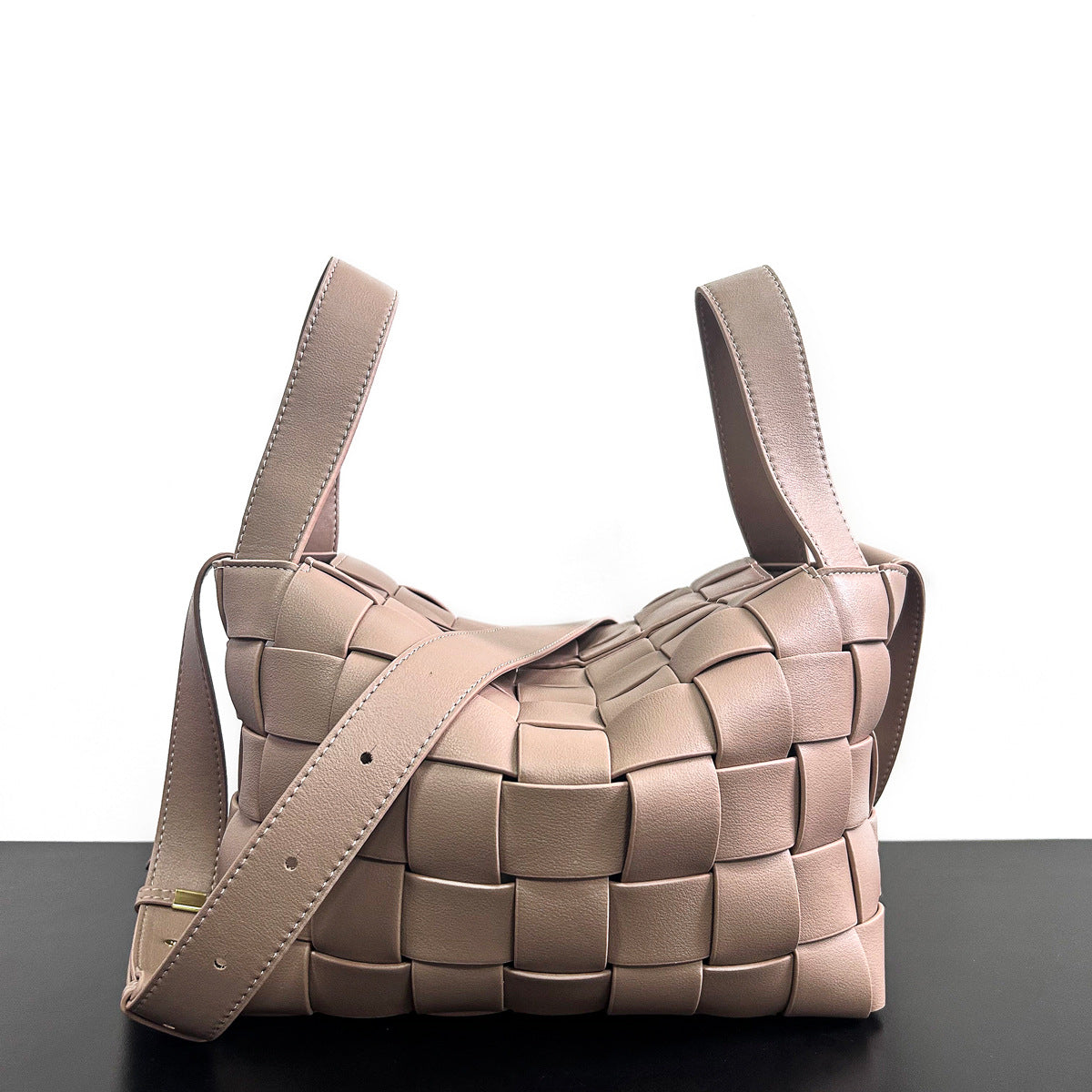 包包女包手工编织头层牛皮高档优雅时尚大容量通勤外出手提单肩包