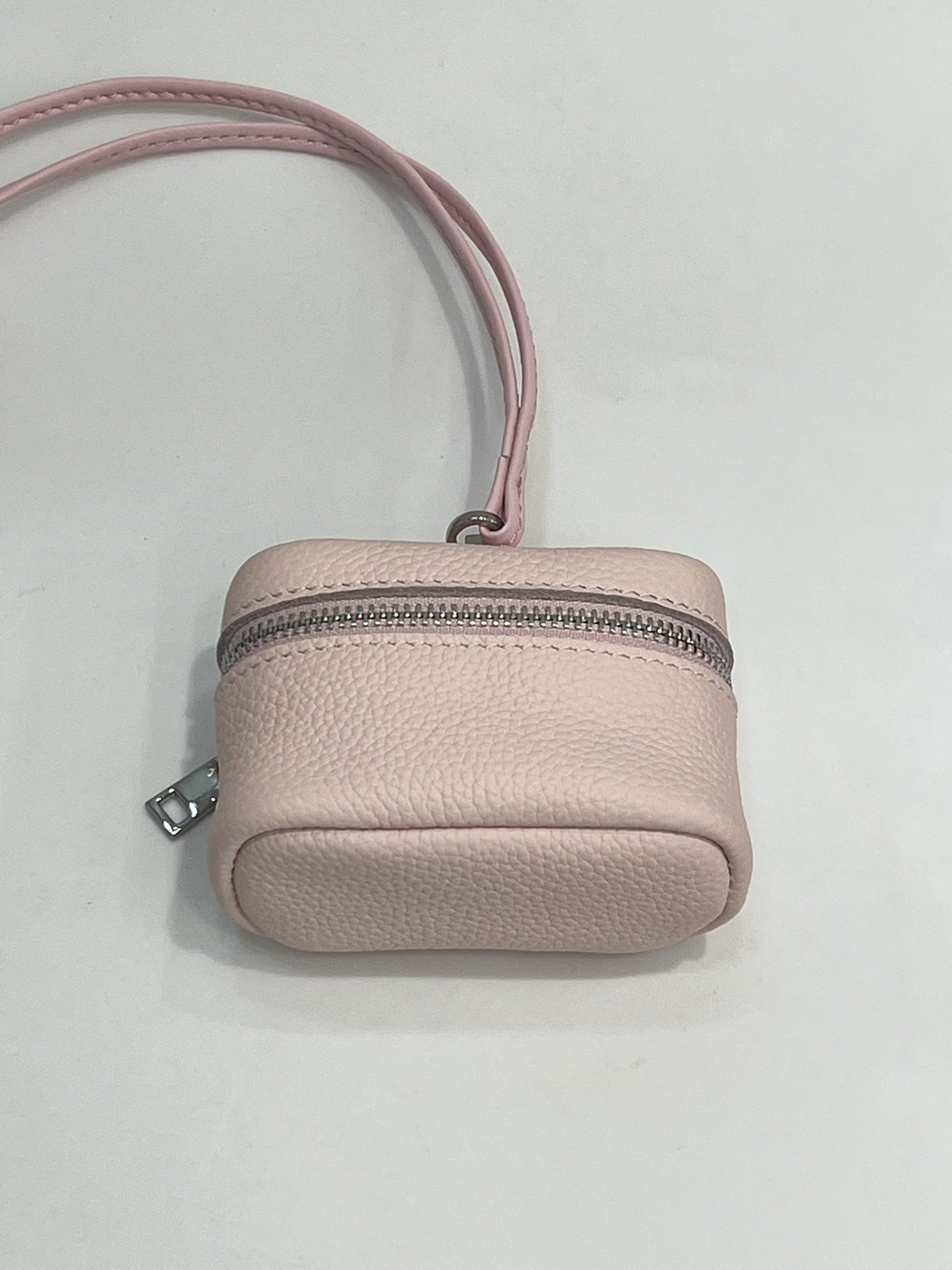 方形pu皮革防水手拿化妆包旅行便携式化妆品收纳包简约时尚旅行包