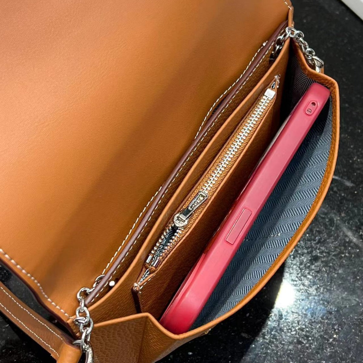 护照夹保护套2024新款真皮收纳机票本便携大容量长款钱包可放手机