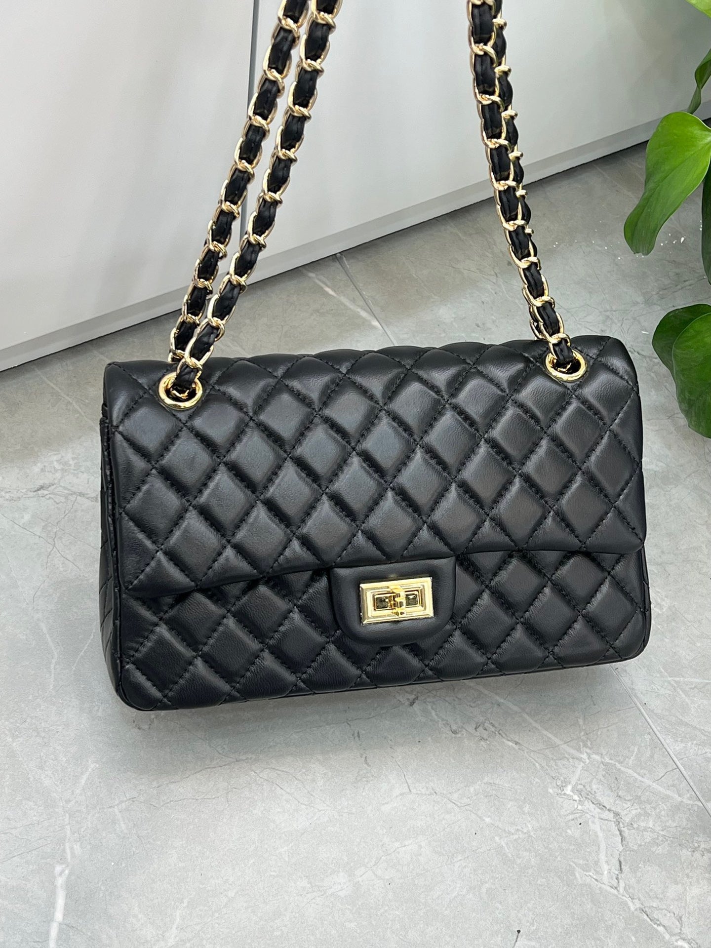 新款Cf手掌纹25cm大容量双链条单肩斜跨手拎潮范女包小资斜挎