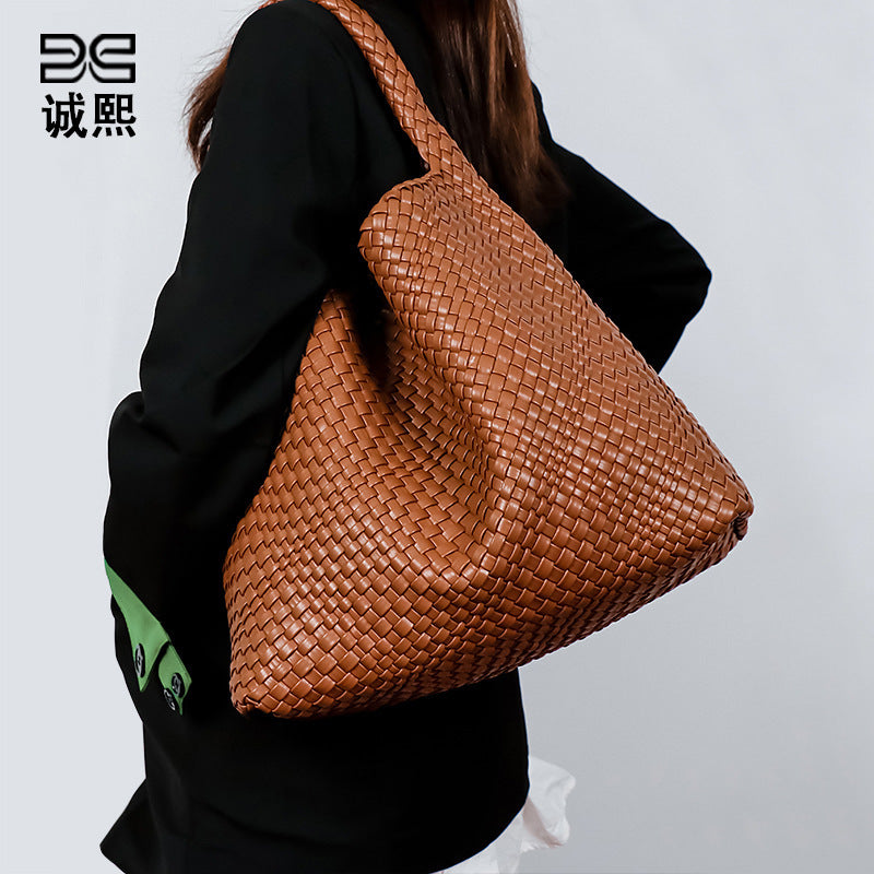 工厂2025新款大容量子母包女时尚潮流腋下单肩手工编织女包软质感