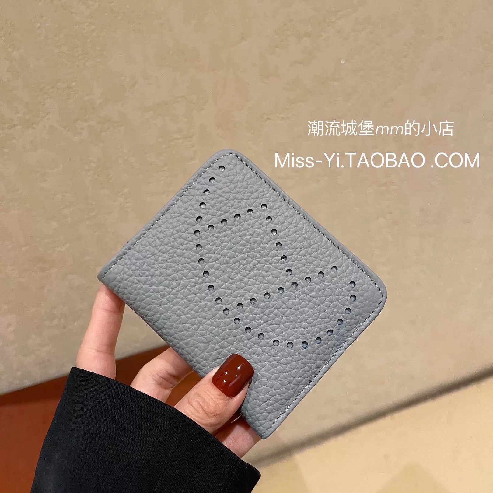 刺绣h卡包真皮小巧搭扣钱包短头层牛皮镂空两折卡夹多卡位零钱包