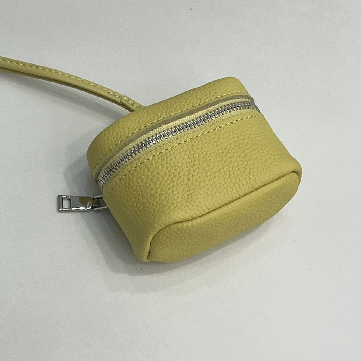 方形pu皮革防水手拿化妆包旅行便携式化妆品收纳包简约时尚旅行包