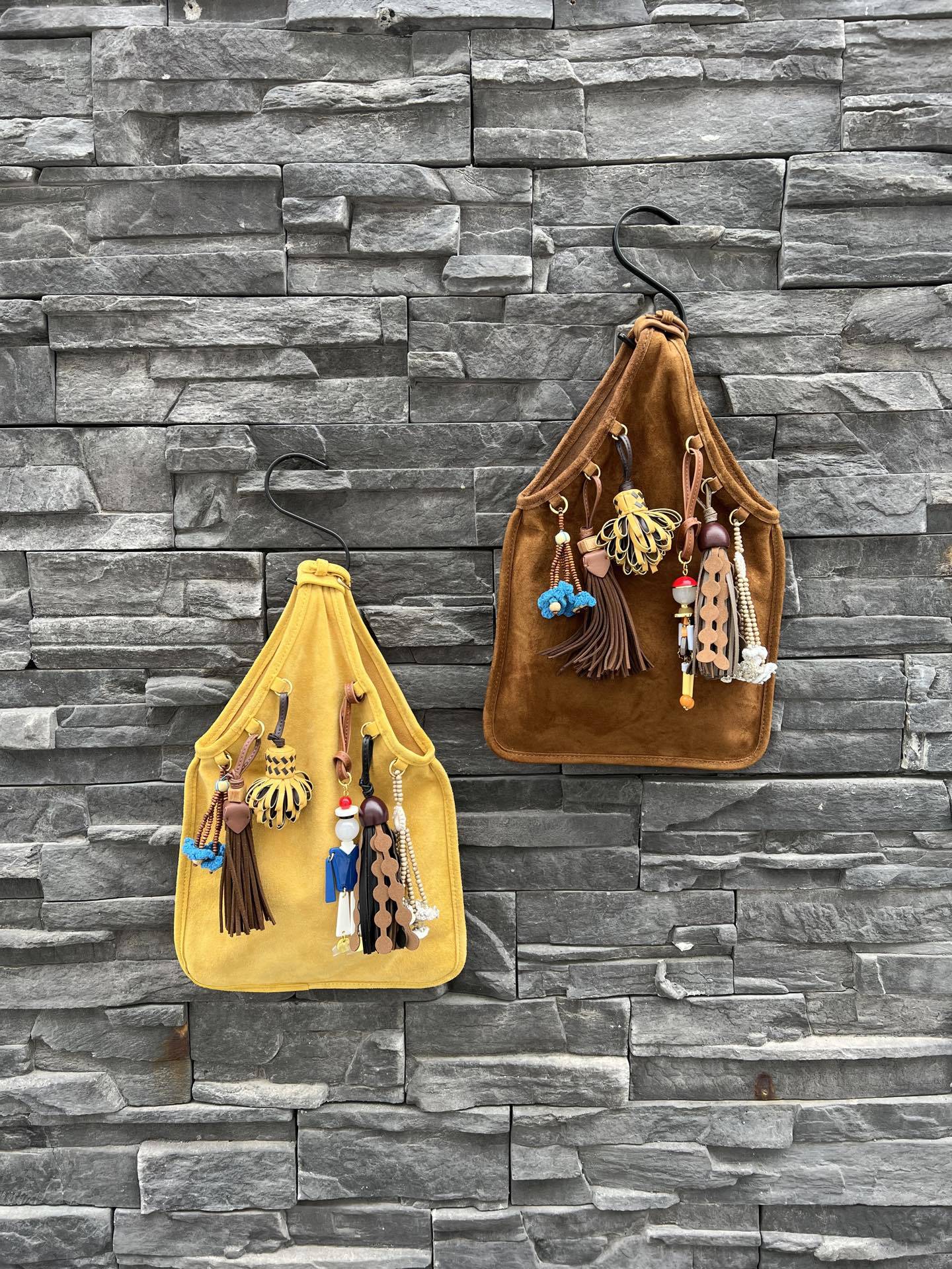 包包女2025新品网红撞色牛皮小众设计流苏手拎包简约时尚手提包潮