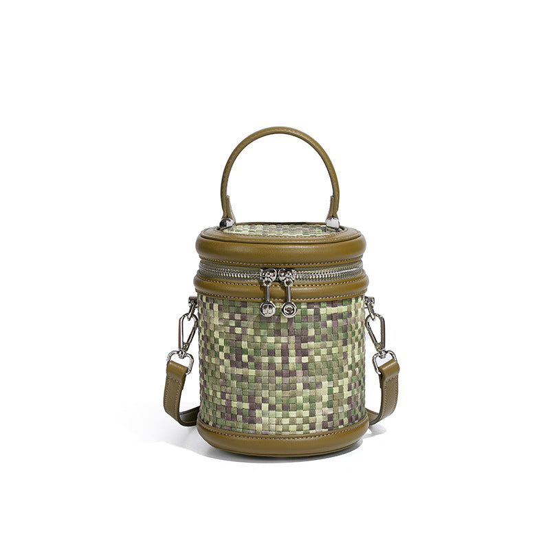 手提水桶包包女撞色新品潮流编织包单肩斜跨化妆包小众百搭圆筒包