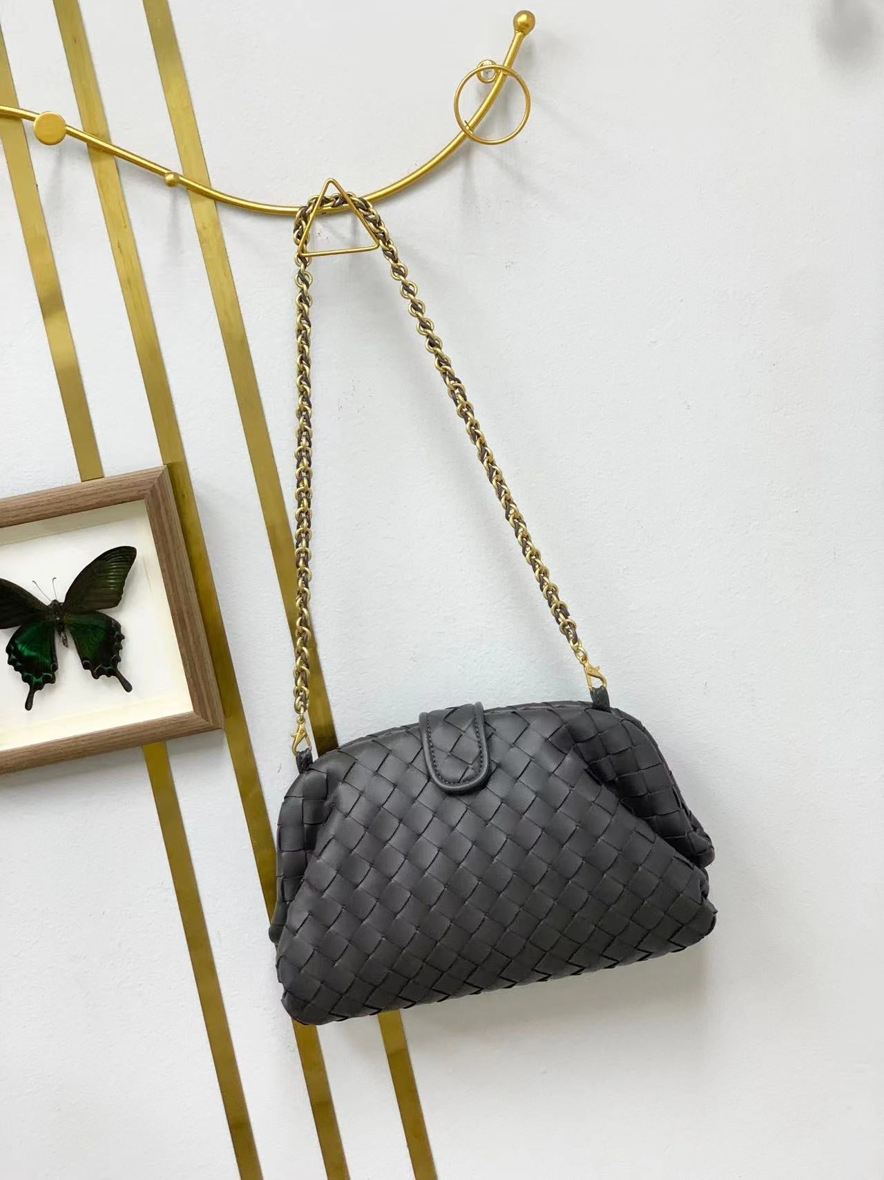 新款链条编织云朵包牛皮单肩腋下手拿包夹子包真皮女包潮流时尚单