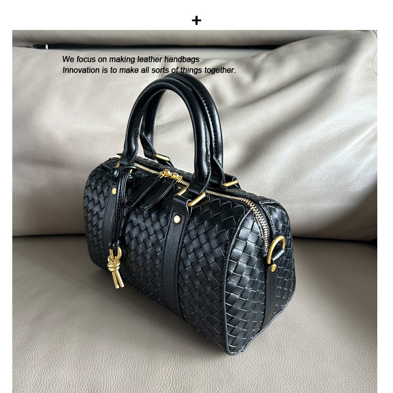 编织牛皮波士顿枕头包2024秋冬新款手工时尚通勤单肩斜挎包手提包