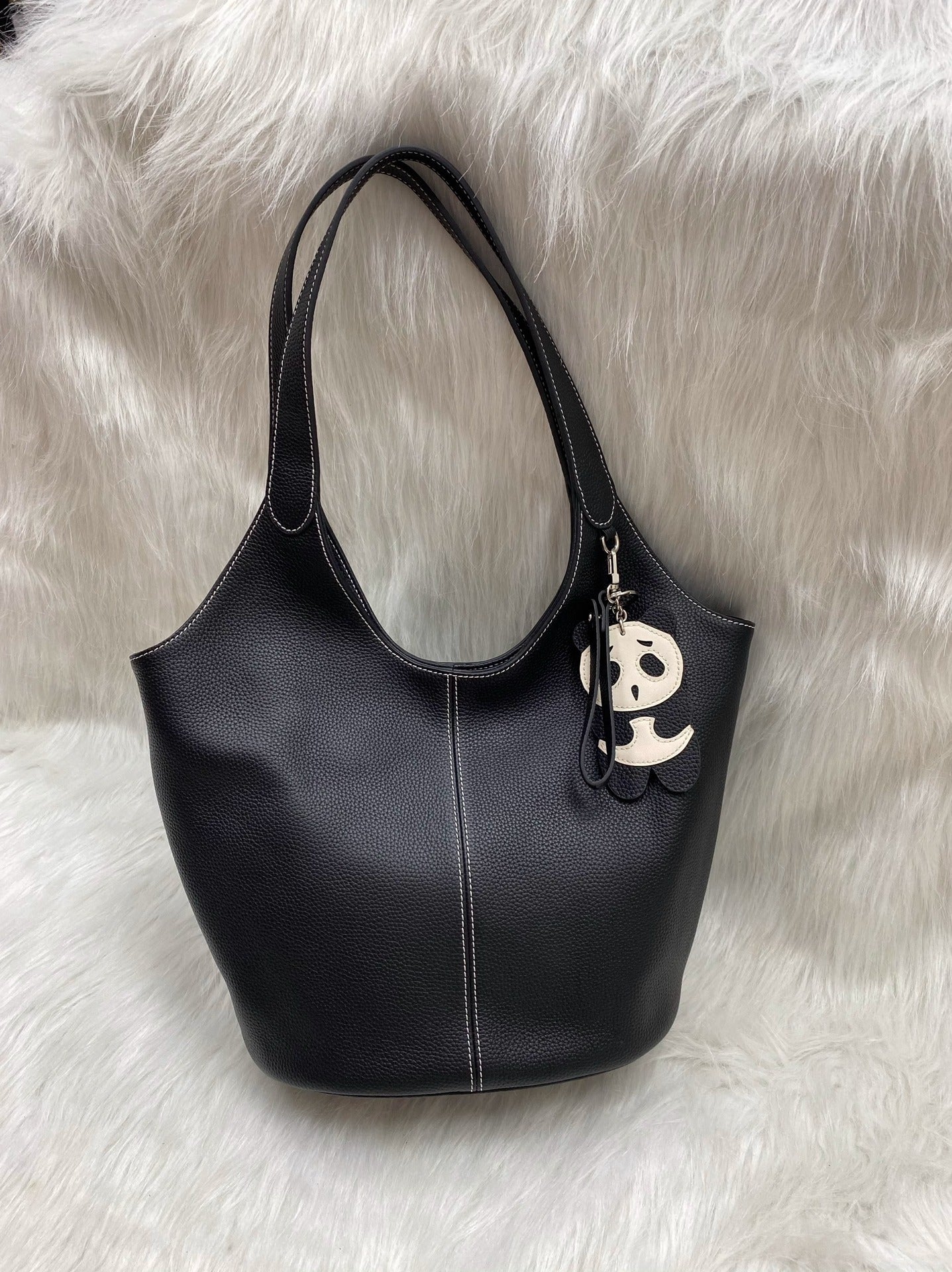 品牌剪标无原包装高端大容量包蜡线TOUGO头层牛皮全钢五金托特包