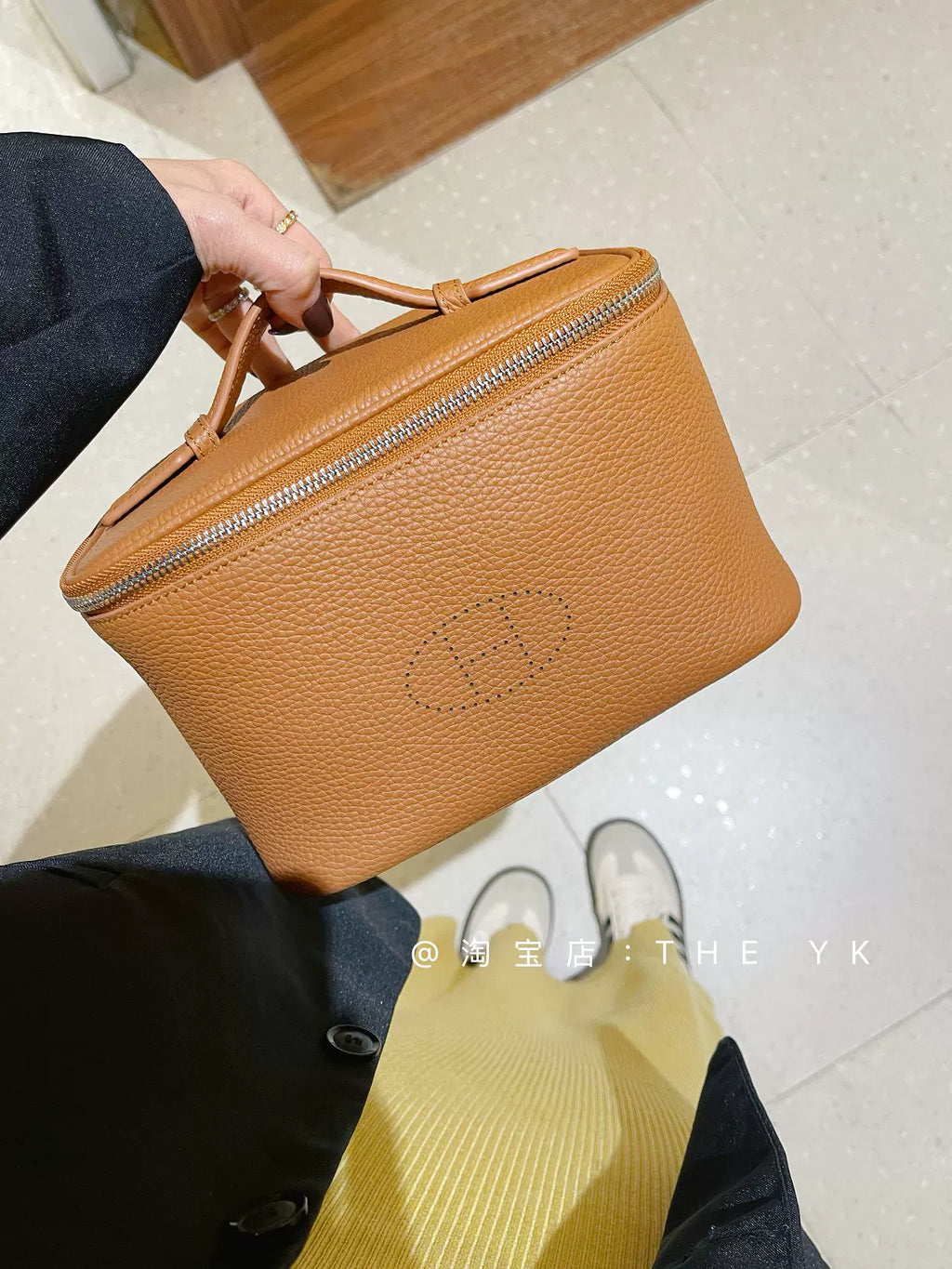 真皮化妆包女H洗漱包手拎手拿包大容量随身出差旅行收纳包盒子包