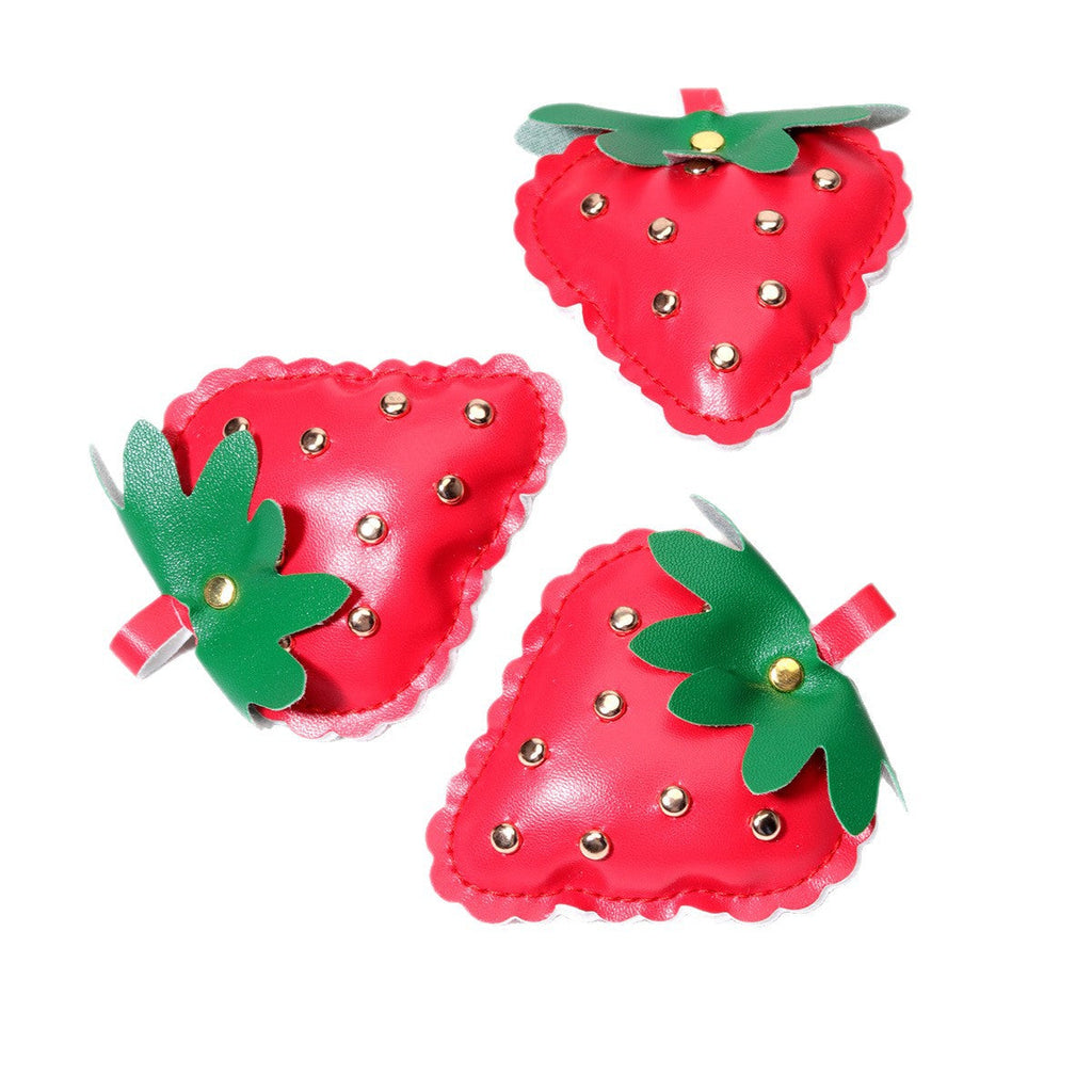 工厂批发定制时尚热销牛角包扣仿真皮挂饰挂件钥匙扣装饰品包包挂