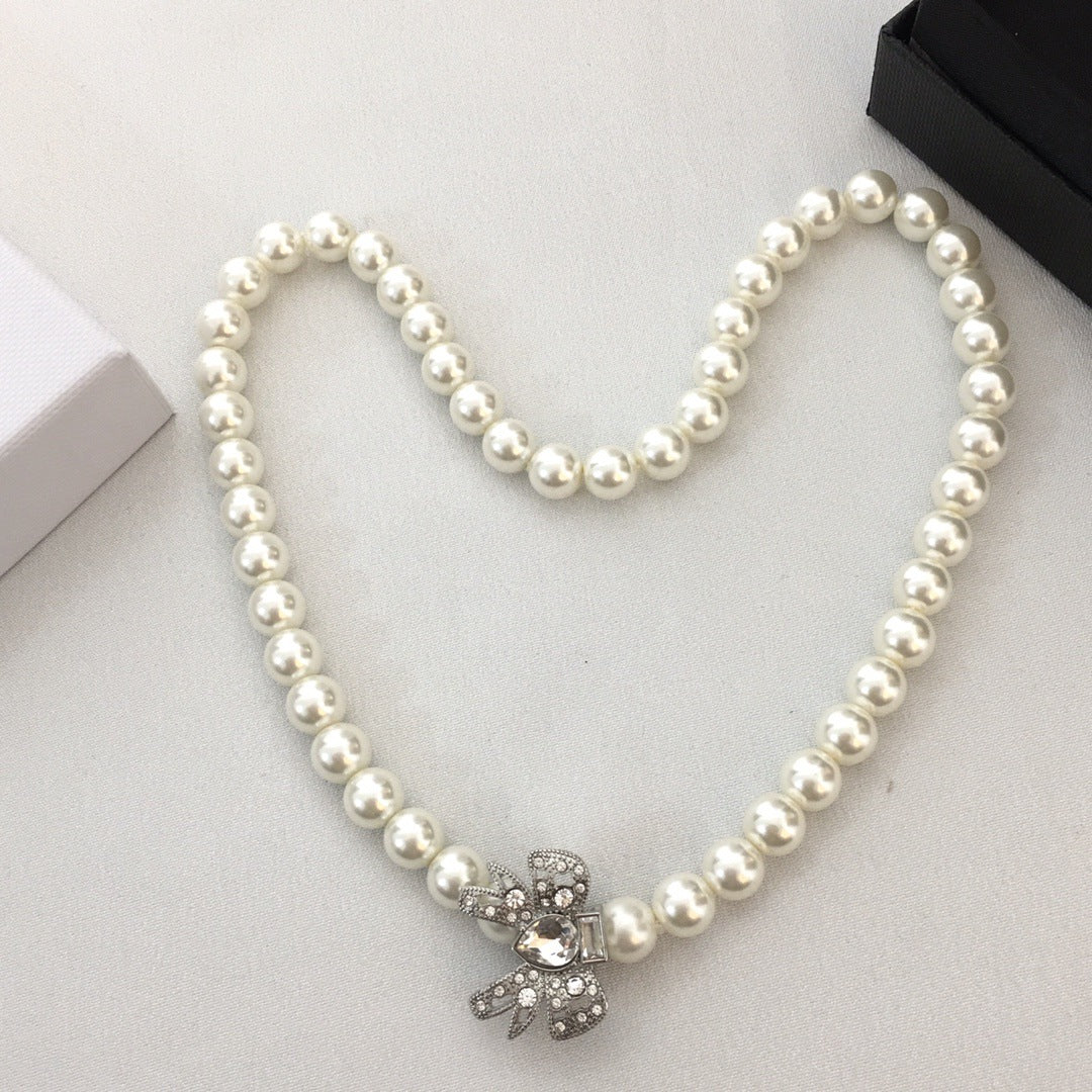 缪家21新款蝴蝶结珍珠项链女手链高级感气质INS风甜美镶钻锁骨链