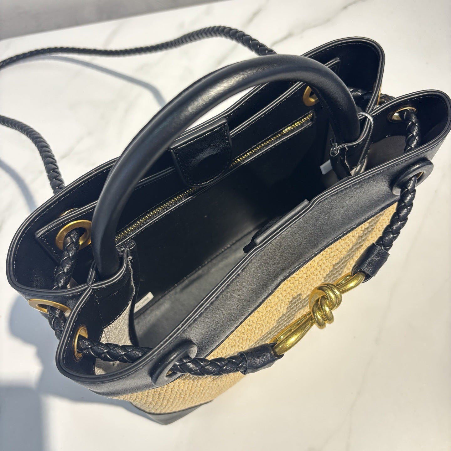 2025跨境新款包包彩虹草编单肩包包女休闲水桶包沙滩慵懒风女包