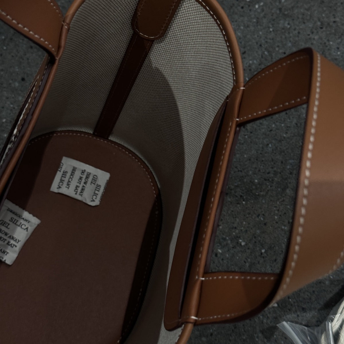 高级感猪鼻子包包大容量女包2024新款真皮小众水桶包斜挎菜篮子包