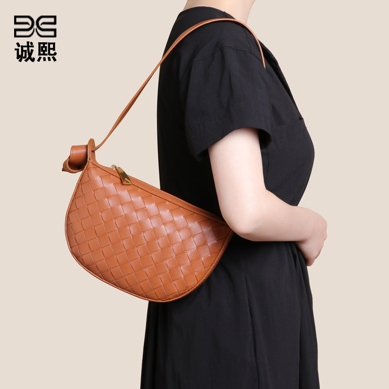 工厂现货批发编织女包高级感马鞍包手提单肩腋下包时尚小众半月包