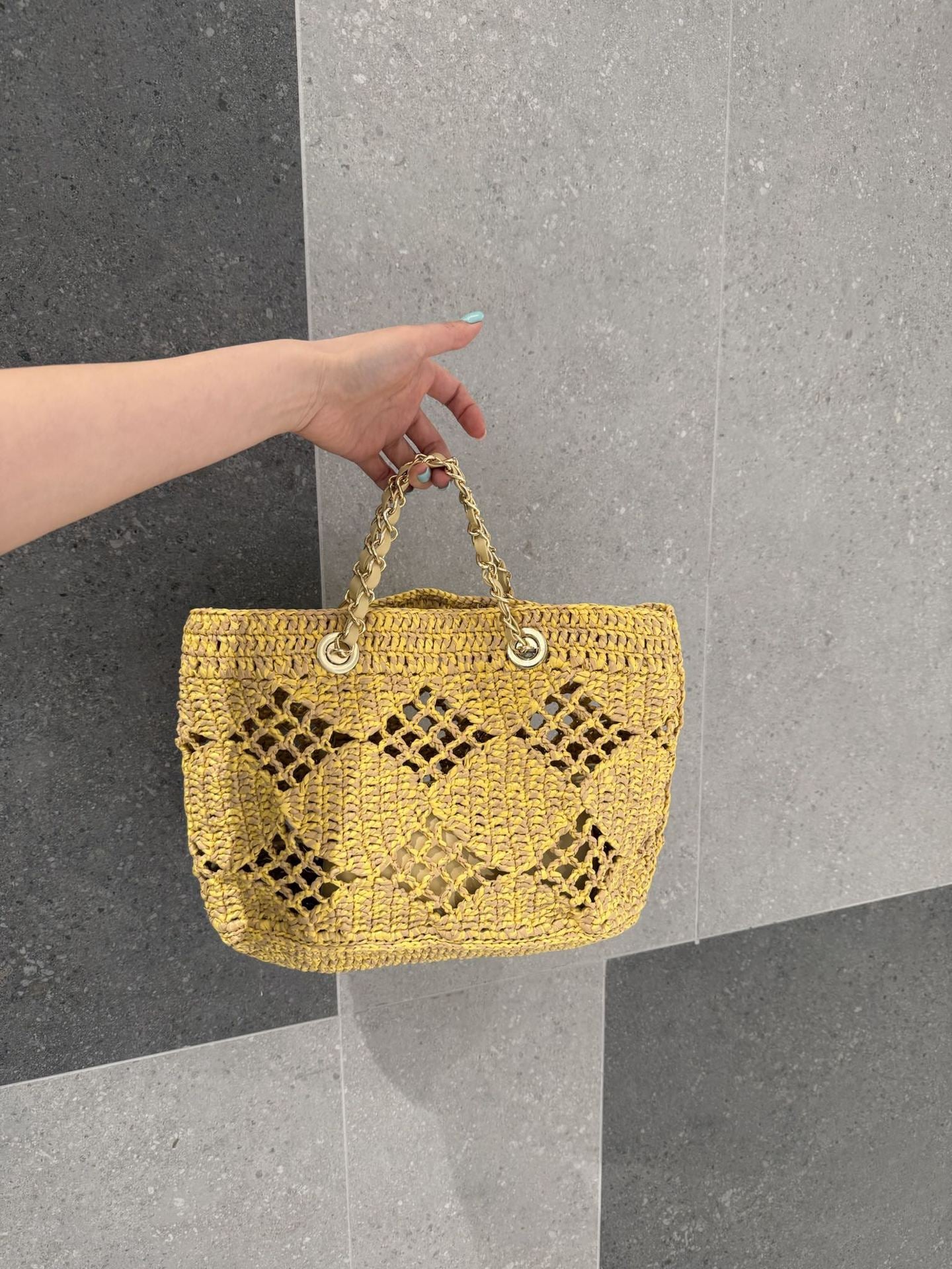 一件代发新款ins镂空纸绳草编包休闲百搭时尚单肩包大容量通勤包