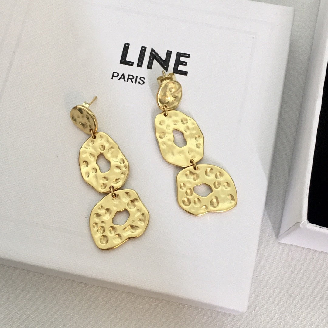 赛林家23新款三环耳钉女高级感气质欧美风黄铜镀金不规则圆片耳环