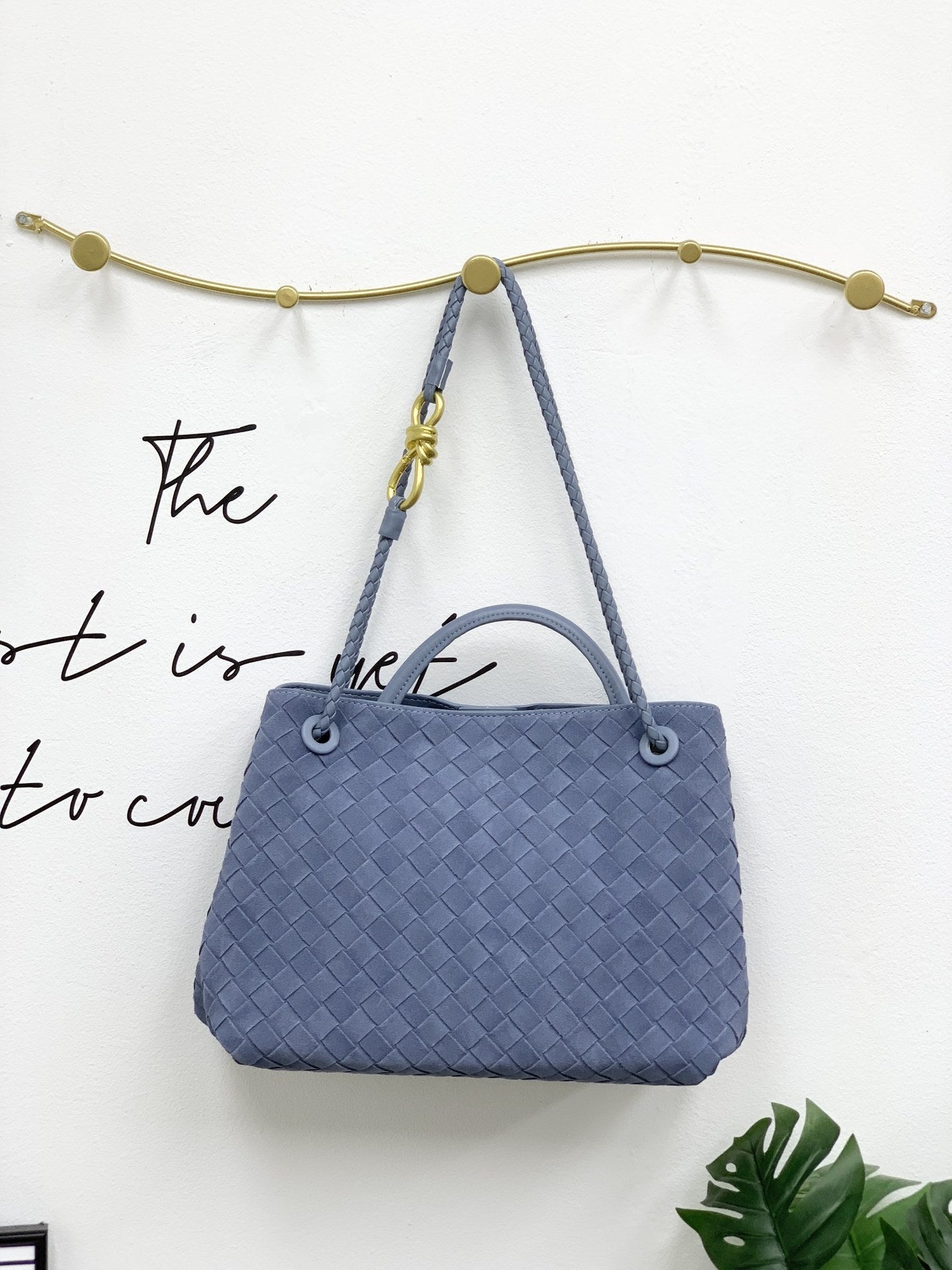 2024新款麂皮绒高级编织蝴蝶结金属绳扣手提斜挎单肩腋下工厂直销