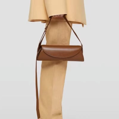 高级感真皮法棍包中古腋下包2023时尚休闲单肩斜挎包牛皮圆筒包潮