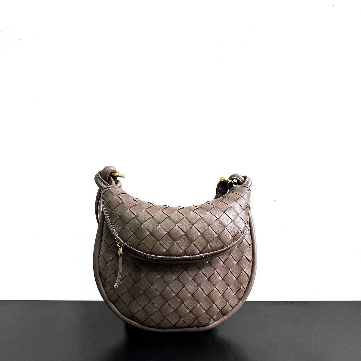 2023新款秋冬原创编织真皮腋下包女简约通勤托特包大休闲手提包女