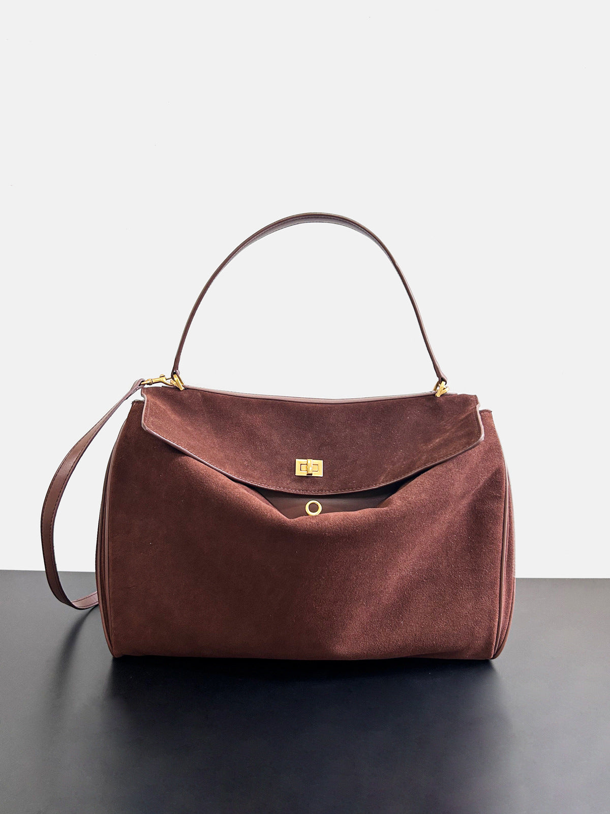 大气时尚锁扣牛皮女包2024新款链条轻便质感洋气真皮软皮斜挎包包