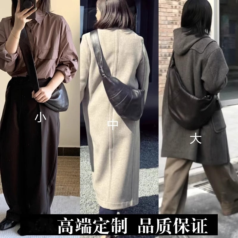 L家牛角包小众羊皮可颂包休闲饺子包真皮小号斜挎流浪胸包 批发