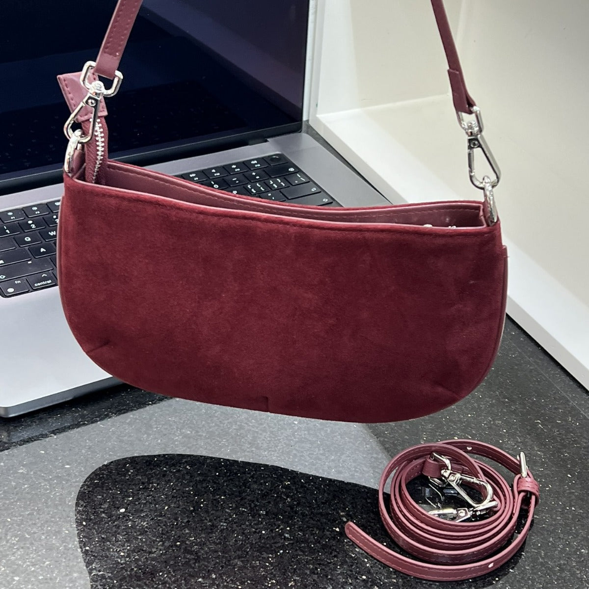 今年流行包包女士2024新款潮麂皮绒单肩包秋季复古时尚斜挎通勤包