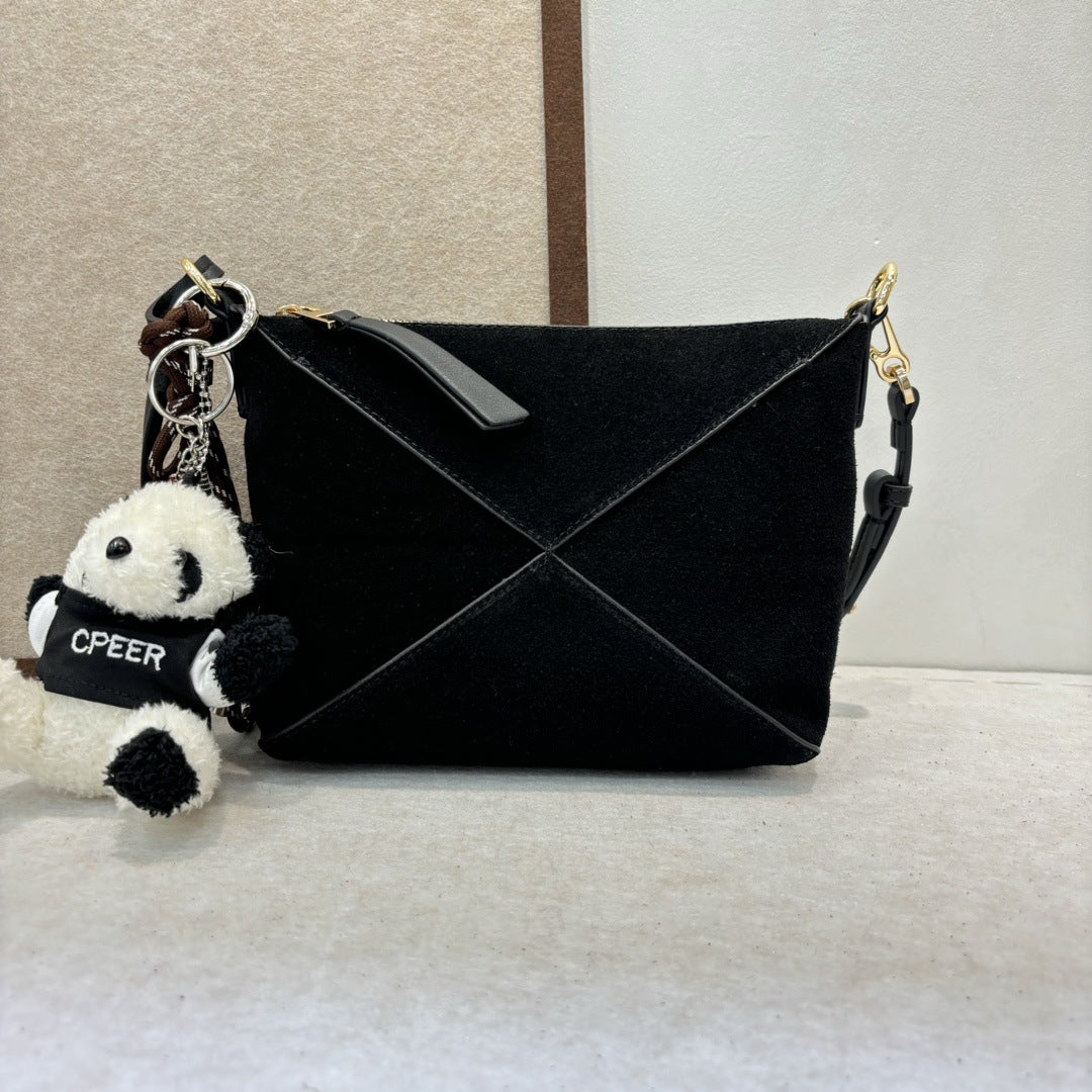 2024秋冬新款迷你几何腋下包挂件拉链单肩斜挎小包女轻便百搭潮流