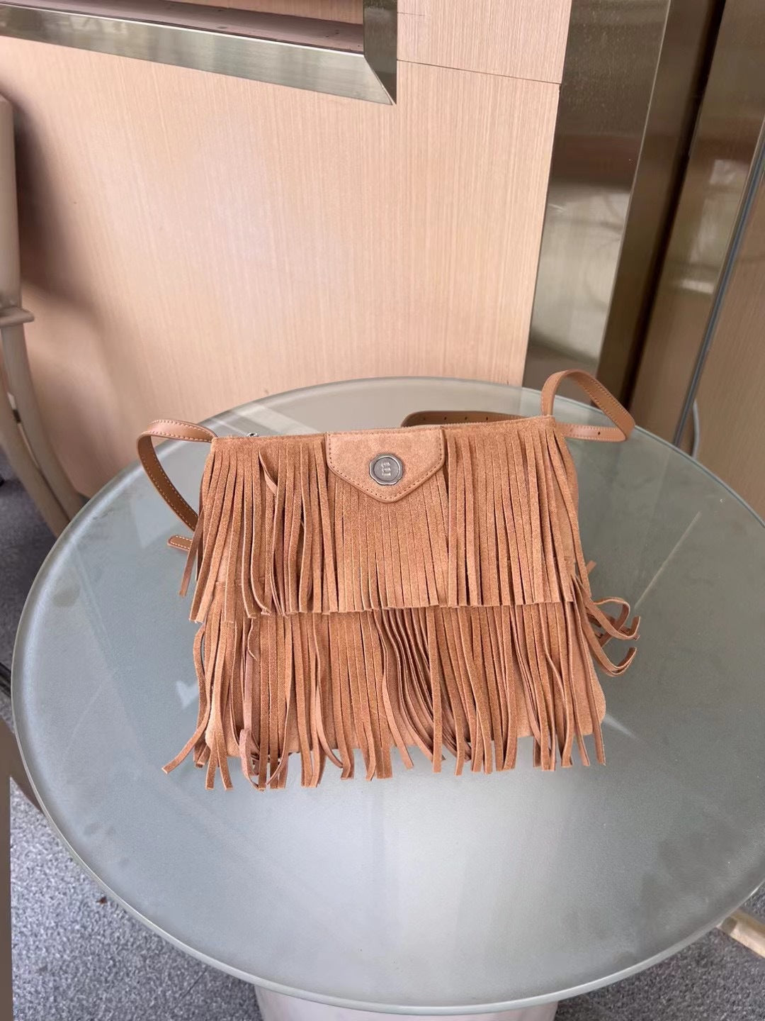 今年流行包包女2023新款潮百搭质感复古流苏包女斜挎包小众设计感