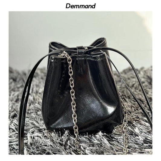 女包复古真皮抽绳手提水桶包高质量简约包头层牛皮腋下单肩斜挎包