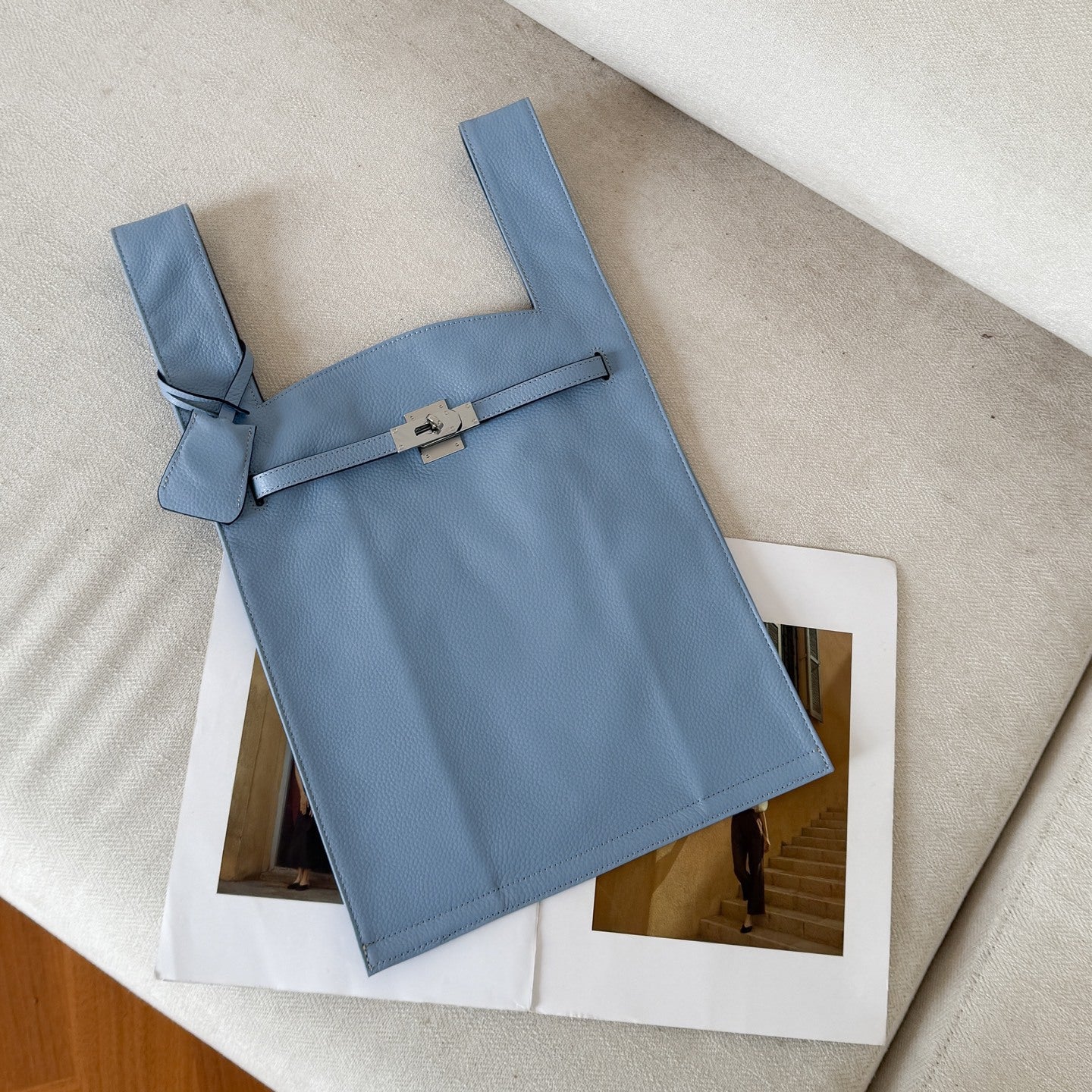 小众设计凯莉手提包女2025春夏新款轻巧简约单肩斜挎包轻奢