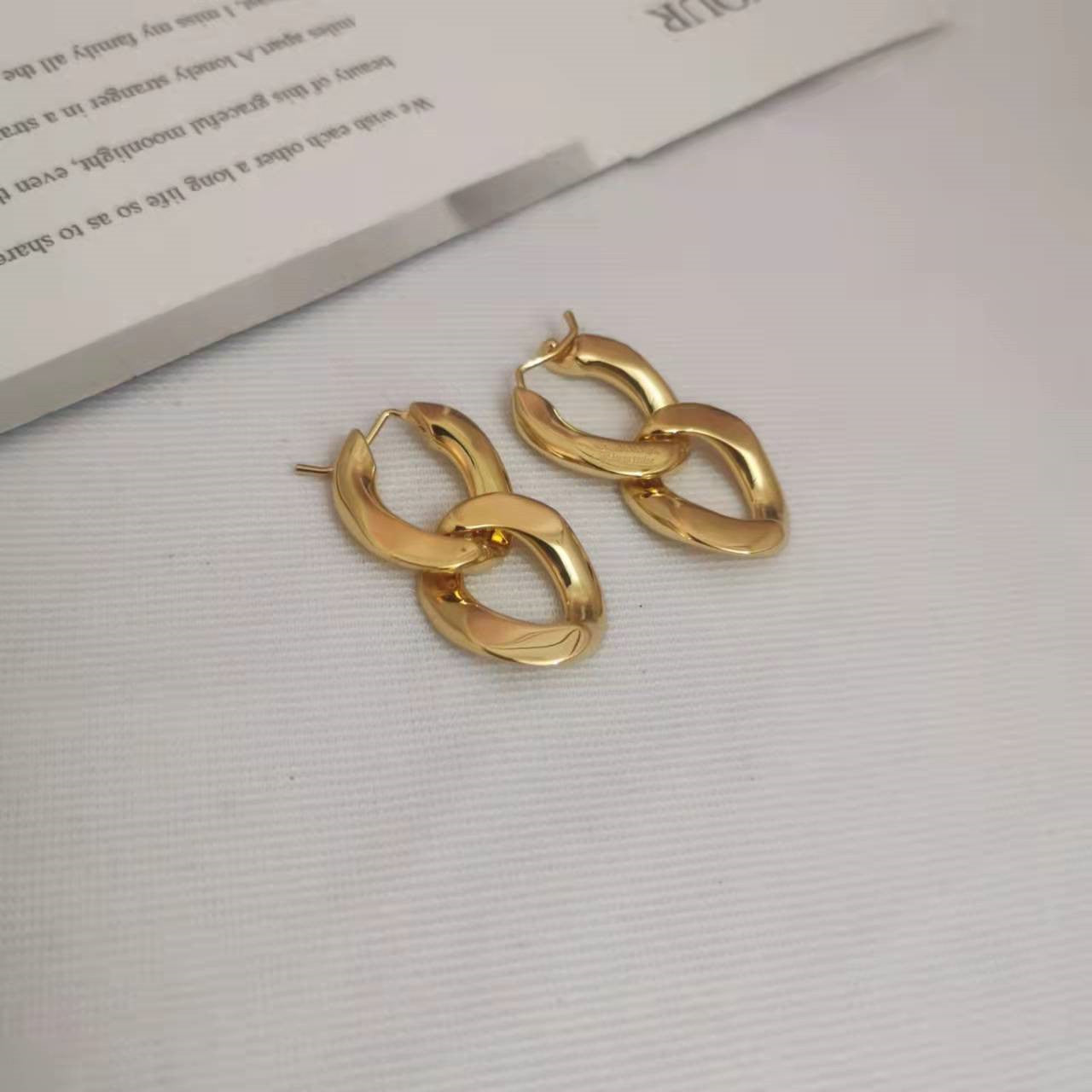 BV家新款耳环女几何链条两色耳饰品高级感个性可拆卸二戴拼色耳钉