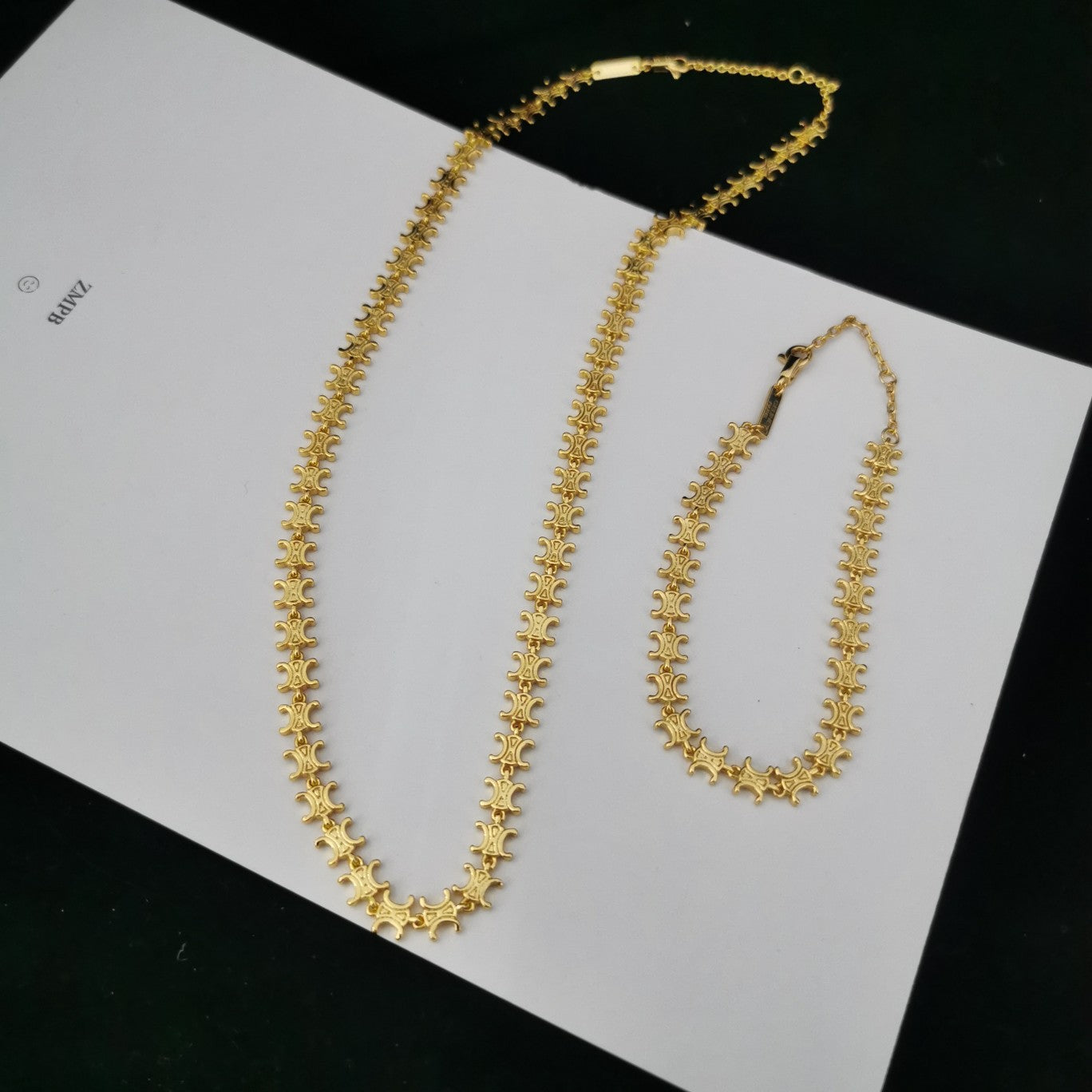 赛林22新款凯旋门吊坠耳钉女气质CEL风浮雕铜镀24K银针几何形耳环