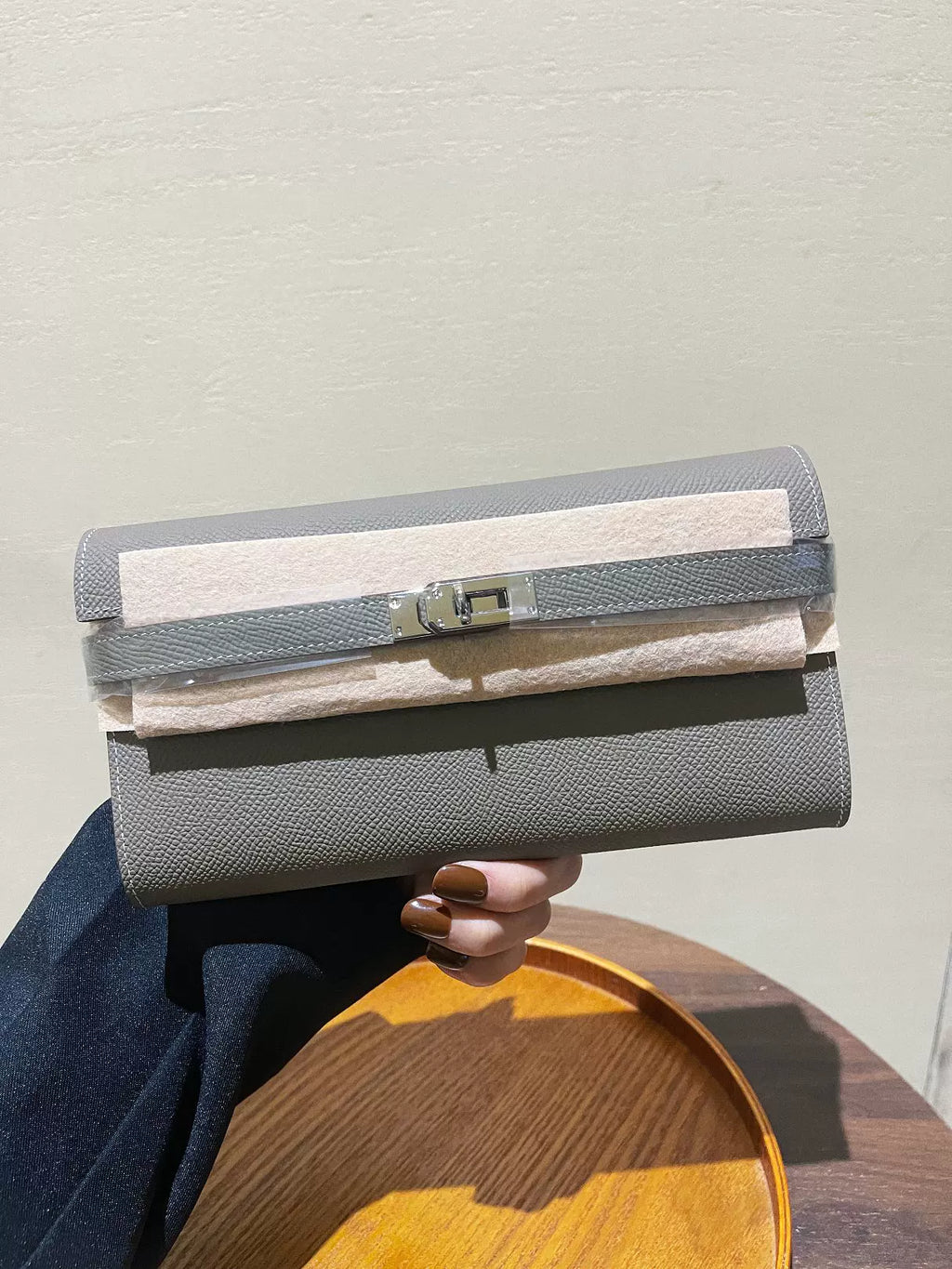真皮凯莉钱包长款手拿包ep牛皮两折钱夹手机包凯莉护照证件收纳包