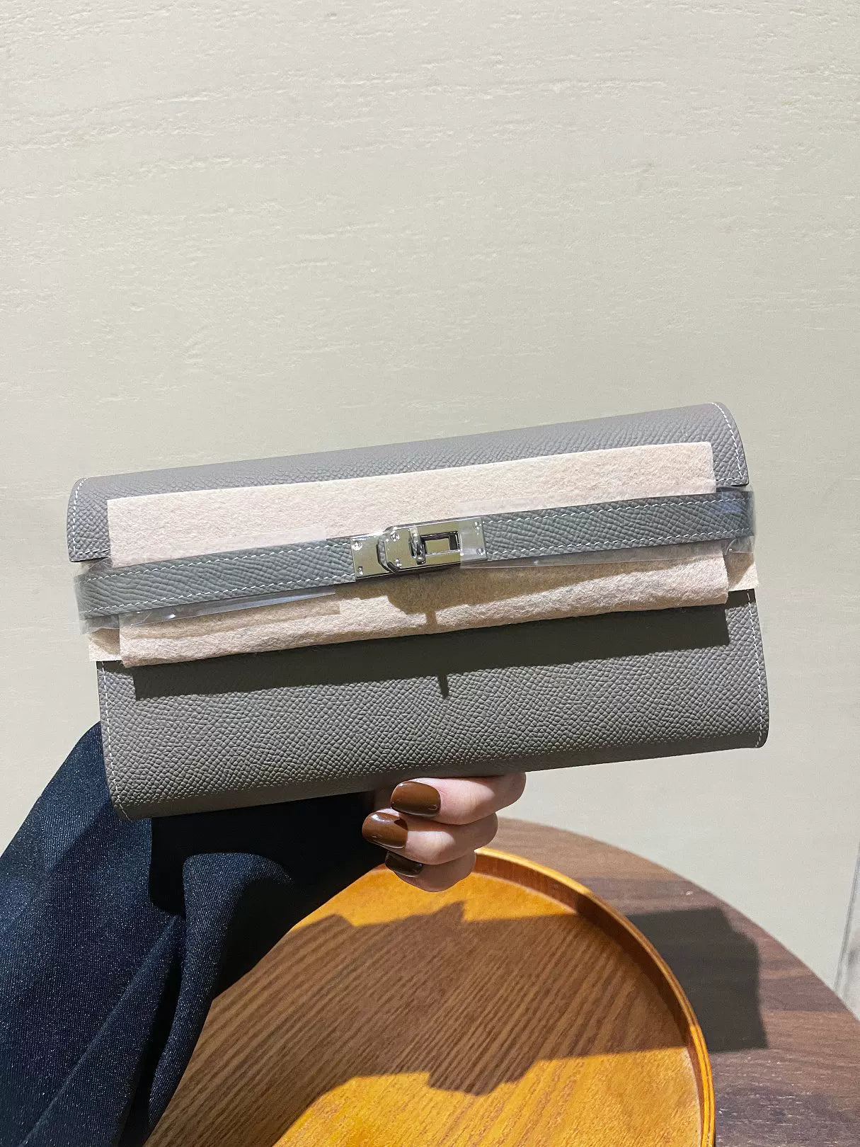 真皮凯莉钱包长款手拿包ep牛皮两折钱夹手机包凯莉护照证件收纳包
