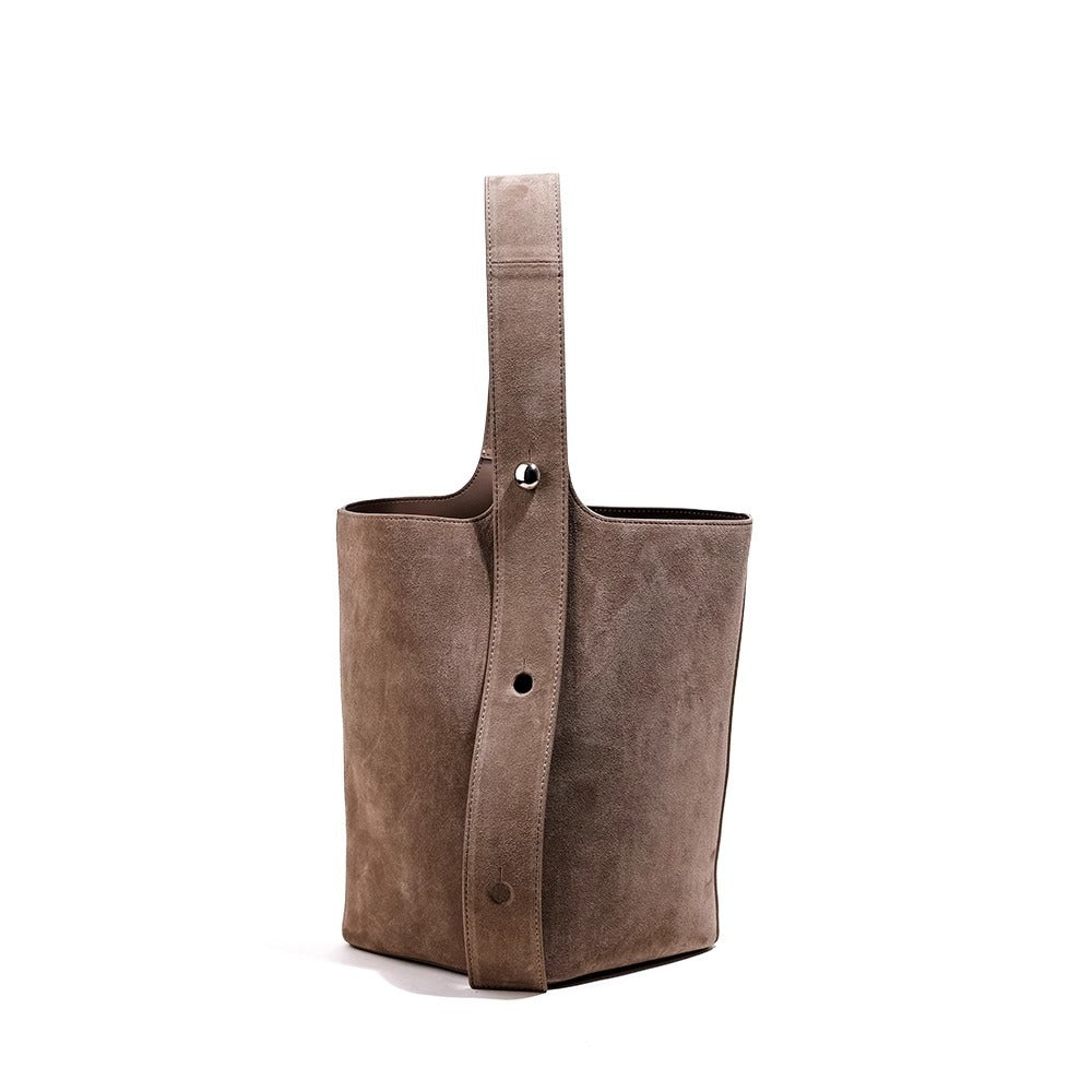 流浪风磨砂牛皮通勤ins水桶包大容量托特包休闲百搭单肩包包批发