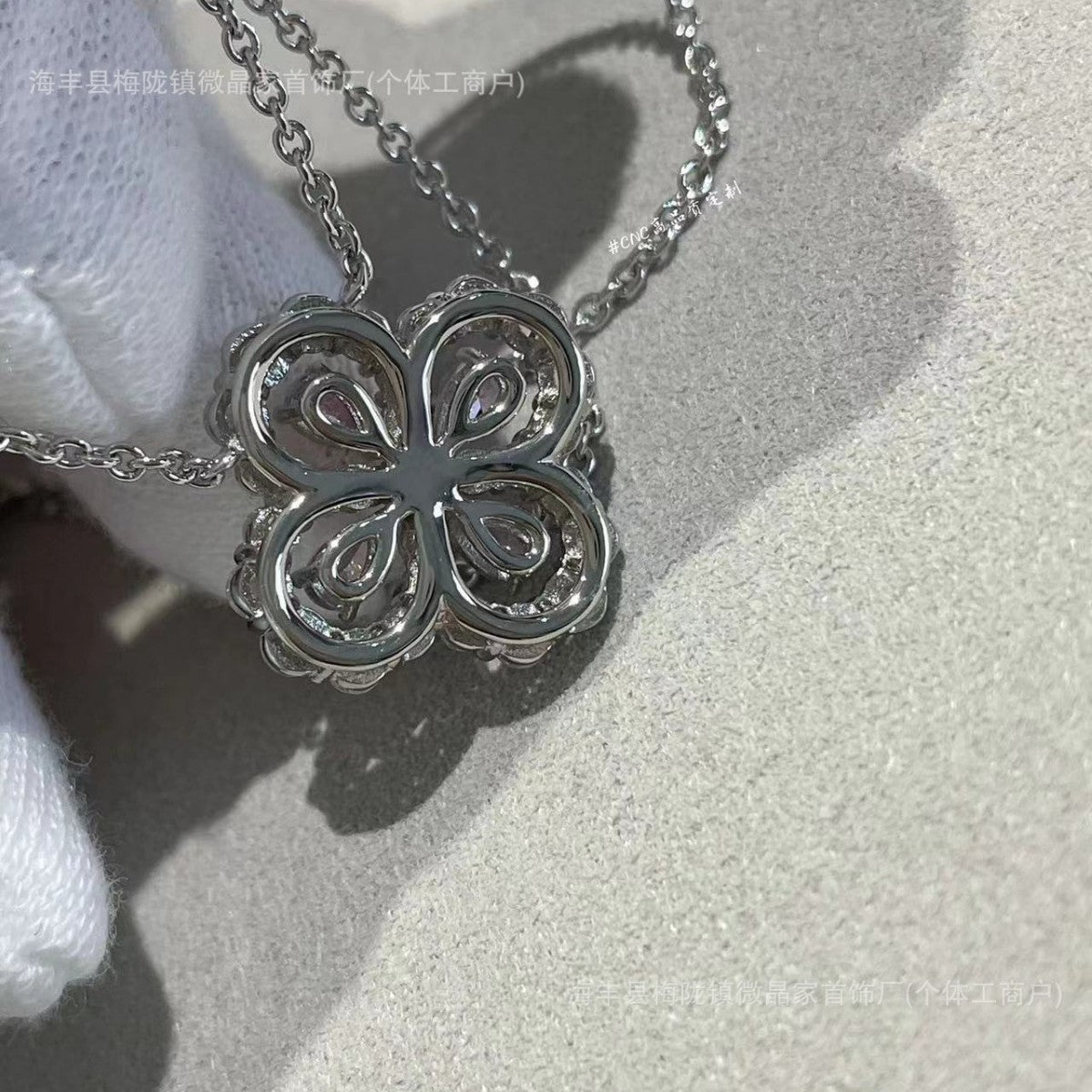 高版四叶草loop纯银项链满钻S925银轻奢小众女高级气质新爆设计感