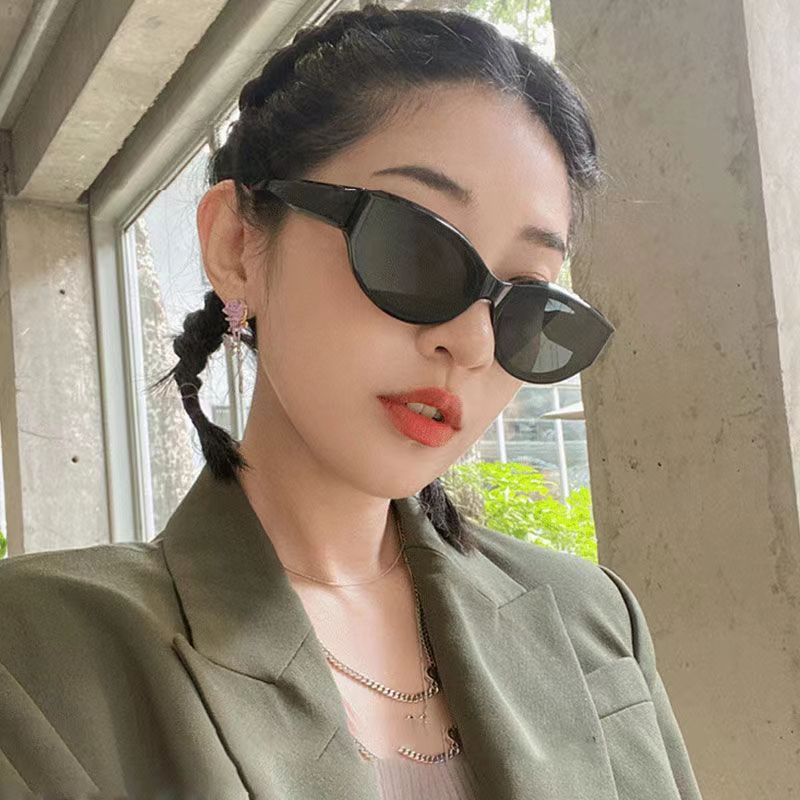 2025年时尚欧美复古gm太阳镜男女网红街拍高级感圆框墨镜防紫外线