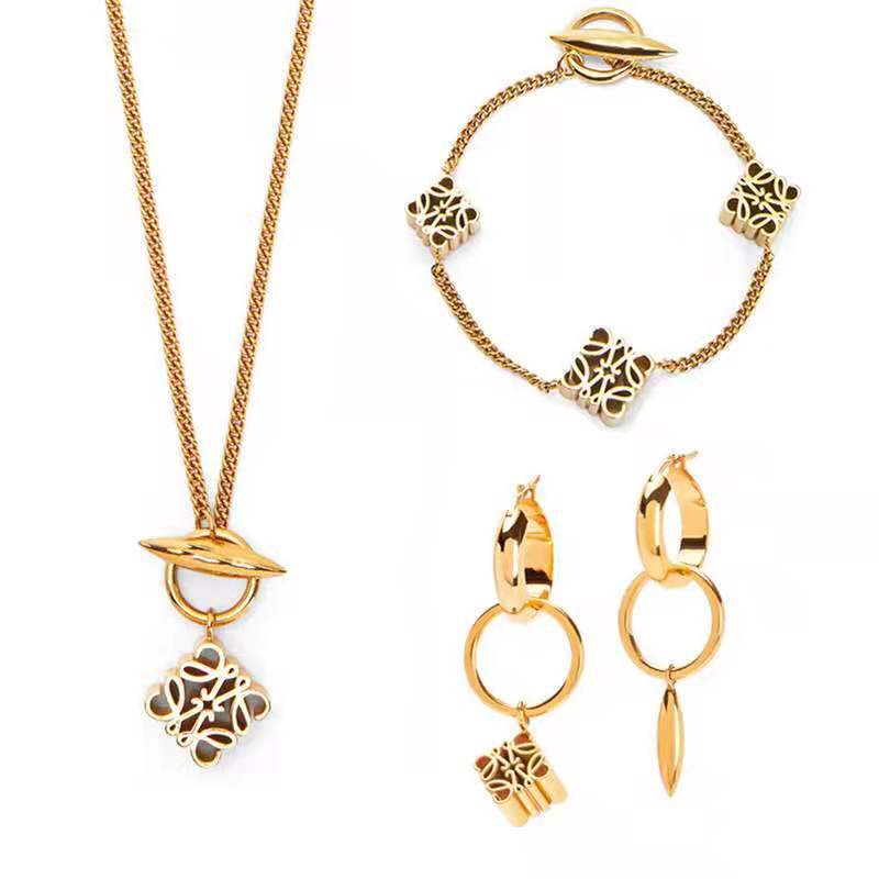 罗家新款镂空手链项链耳环气质高级感缠丝立体吊坠镂空月饼手链女