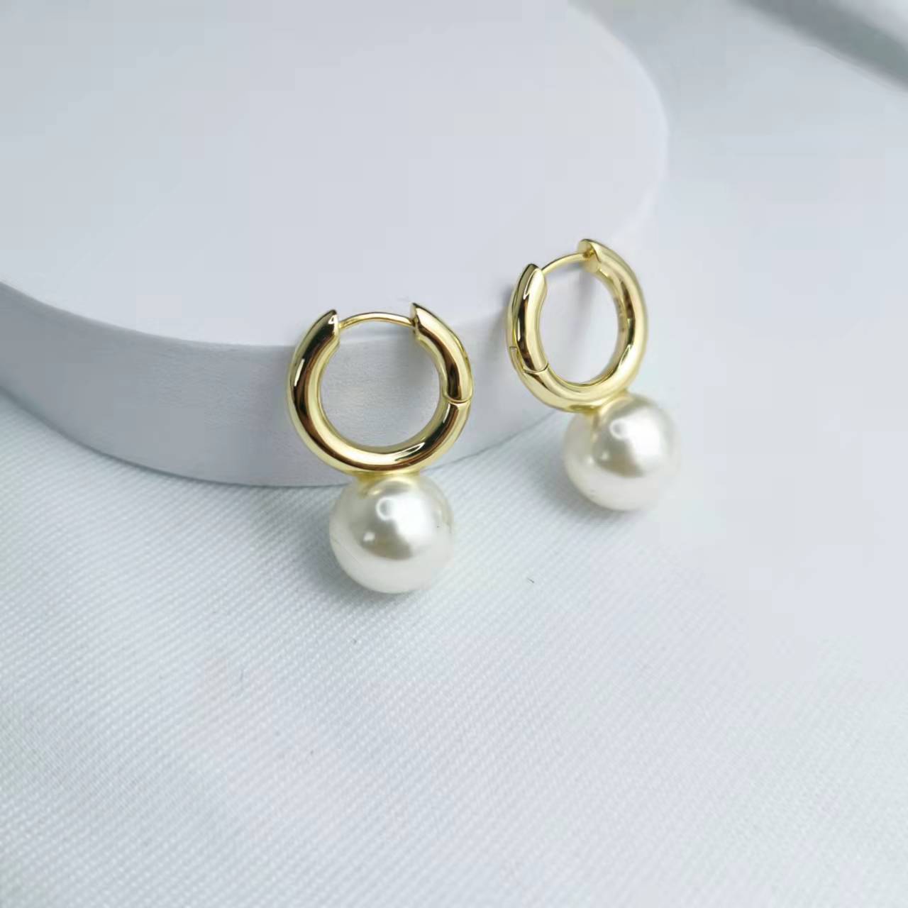 赛家21新款圆圈珍珠耳环女高级感气质INS风光面镀金几何形耳圈