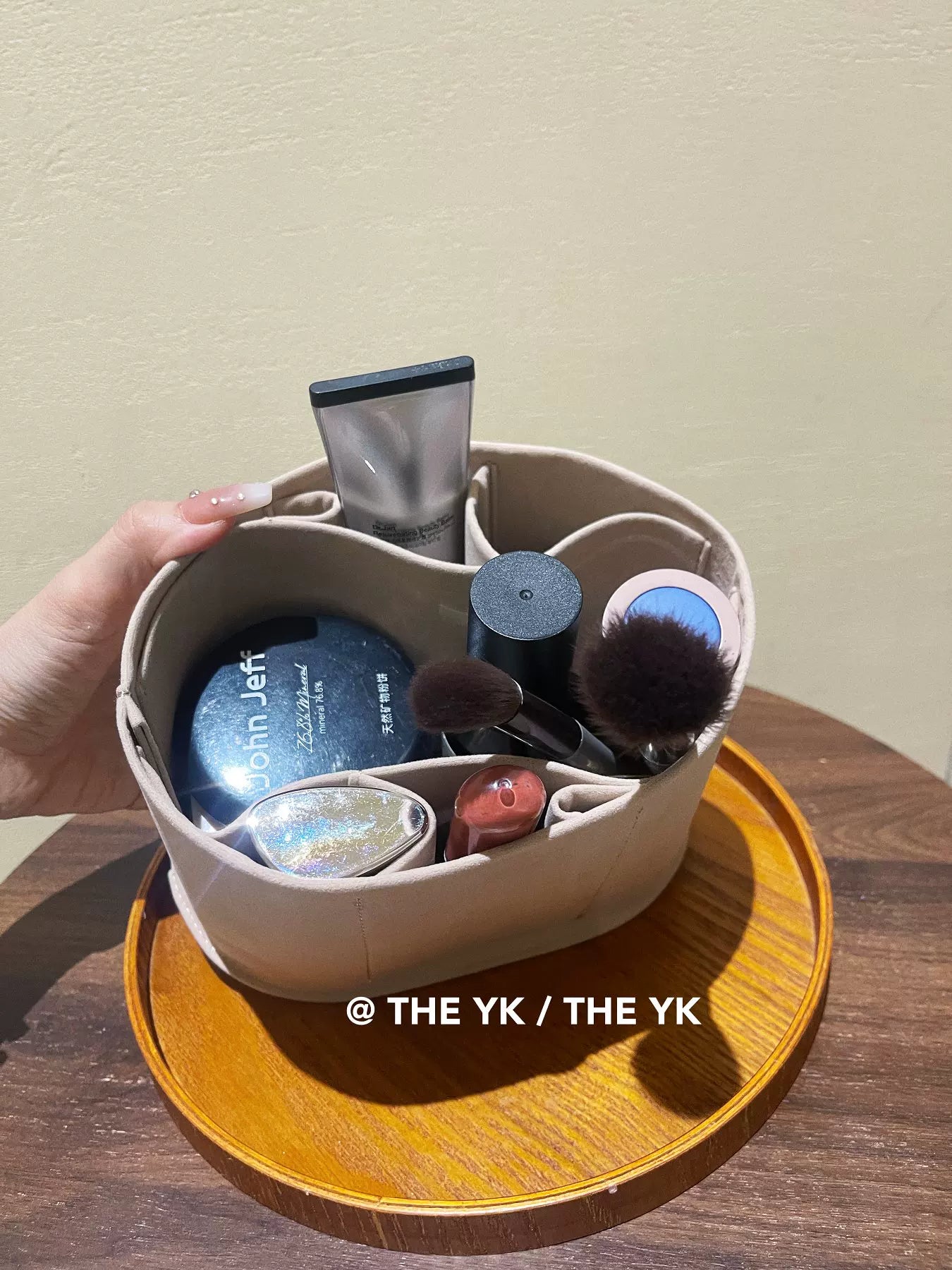 真皮h化妆包手拎水桶包大容量洗漱包护肤品收纳包单肩斜挎盒子包