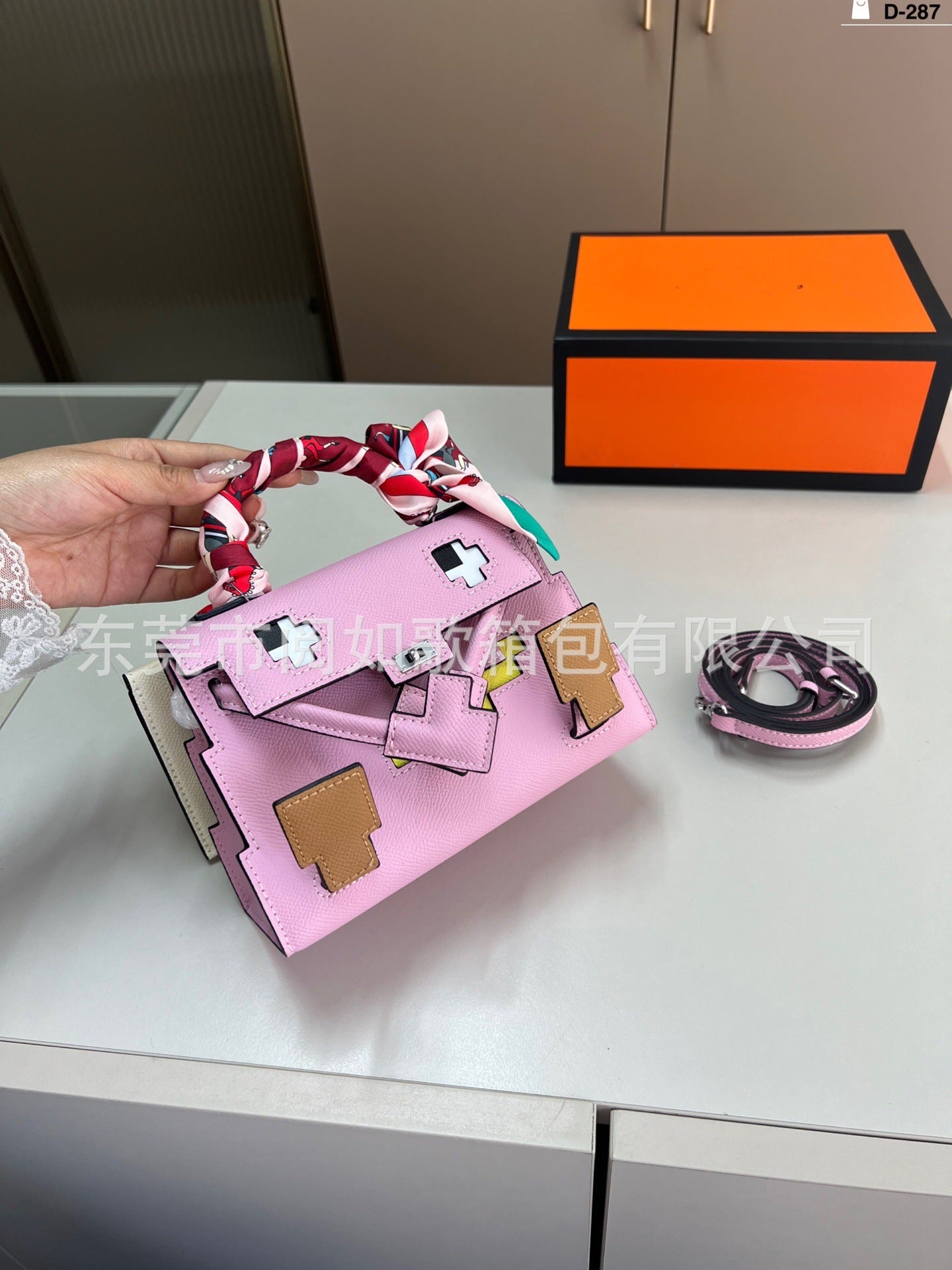 机器人凯莉包卡通笑脸包马赛克娃娃手提小方包单肩斜挎包一件代发