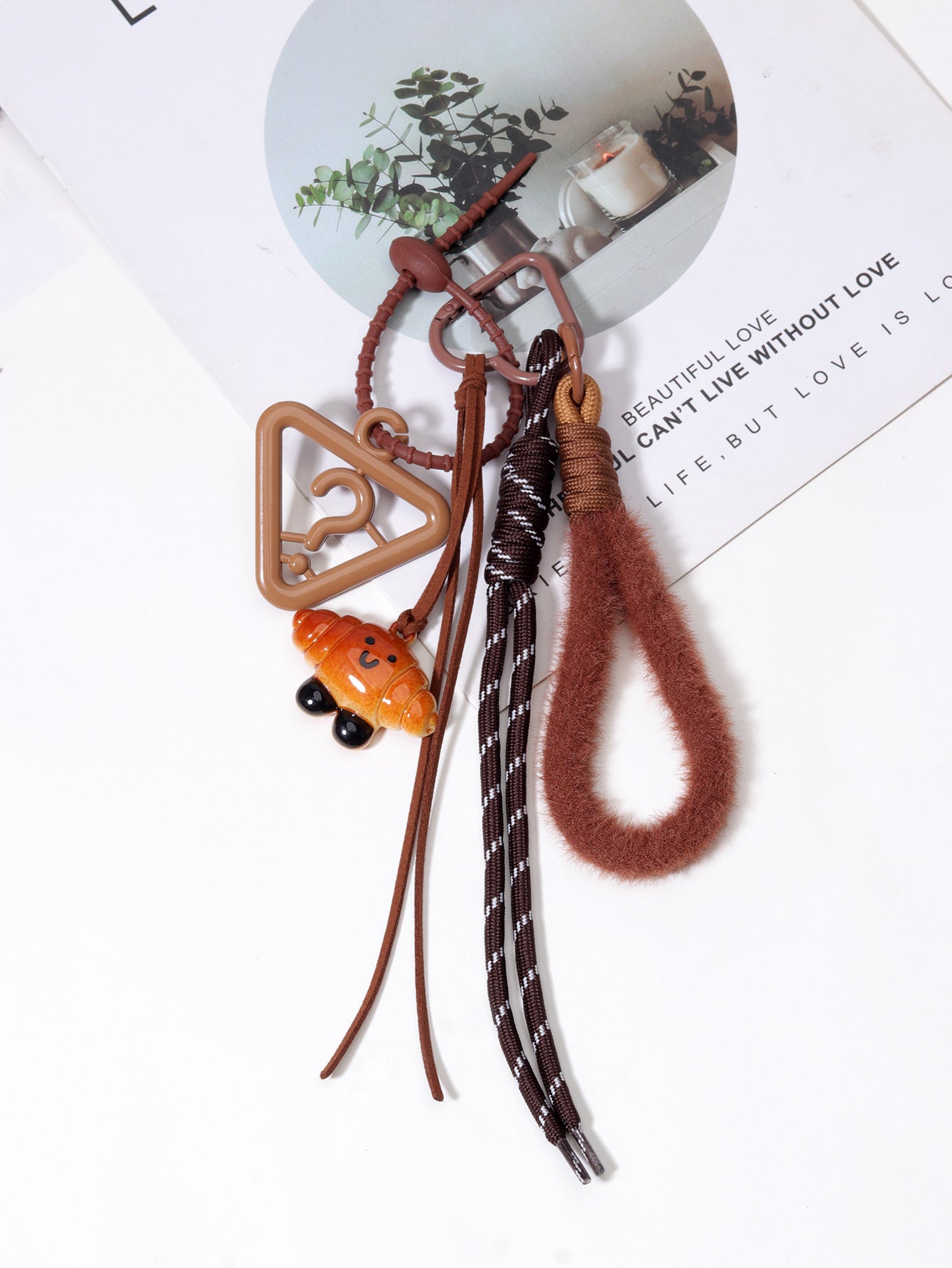 miu风碱水面包钥匙扣秋冬美拉德系可爱面包挂件学生情侣书包装饰