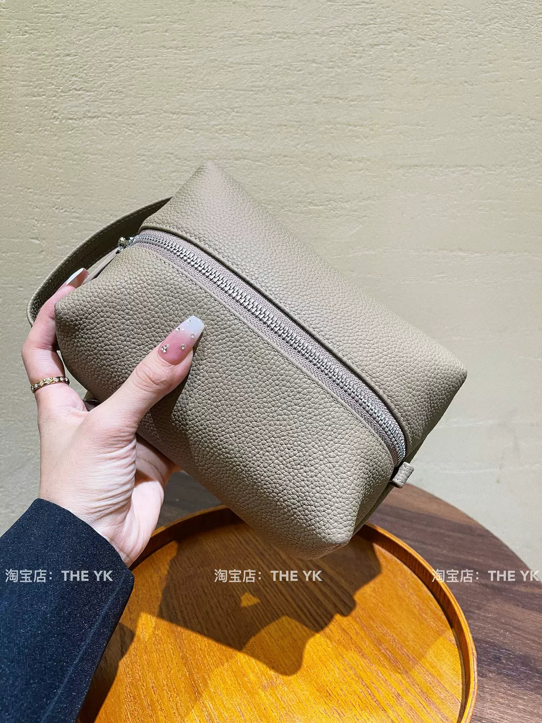 定制Togo牛皮化妆包出差旅行便捷洗漱收纳包大容量随身手拿手拎包
