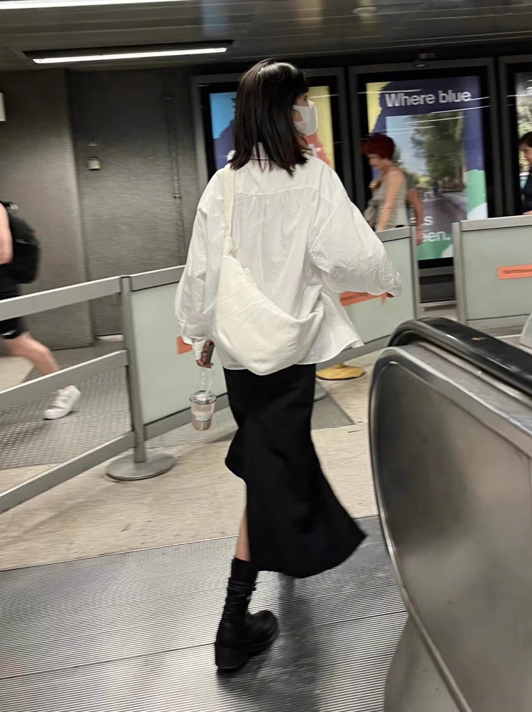 中号牛角包可颂包中性大容量慵懒流浪包斜挎包 直播一件代发批发