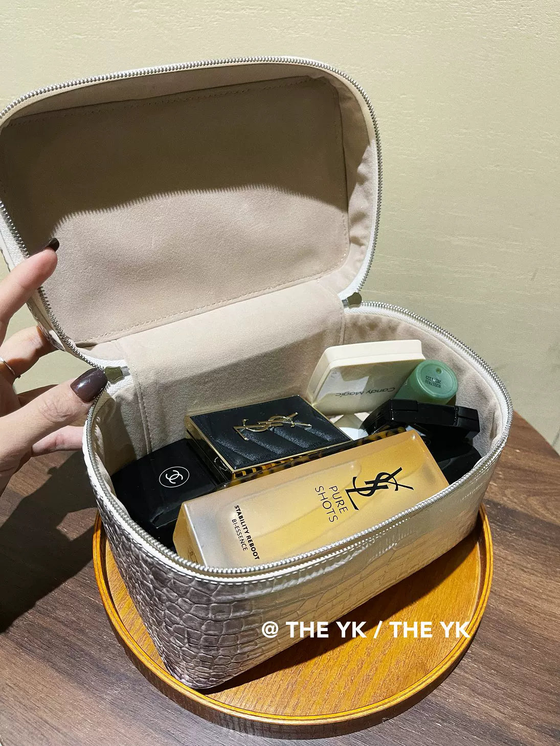 真皮高级感喜马拉雅化妆包女手提饭盒包鳄鱼纹收纳包出差旅行便携