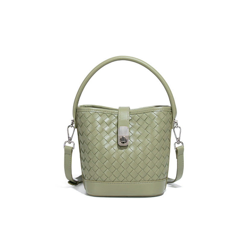 韩版简约潮流纯色手拎水桶包休闲百搭单肩斜跨包时尚ins编织女包